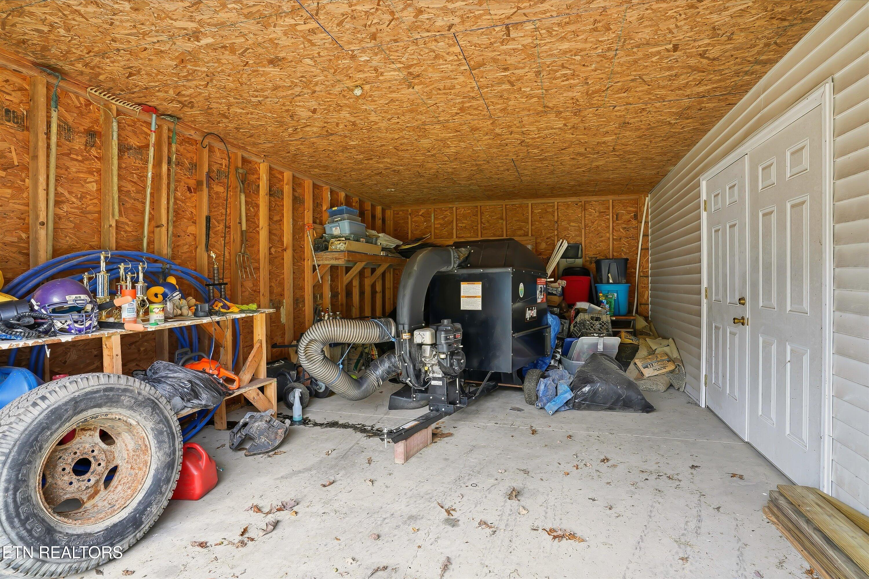 1569 Hollis Poore Road Jamestown TN 38556