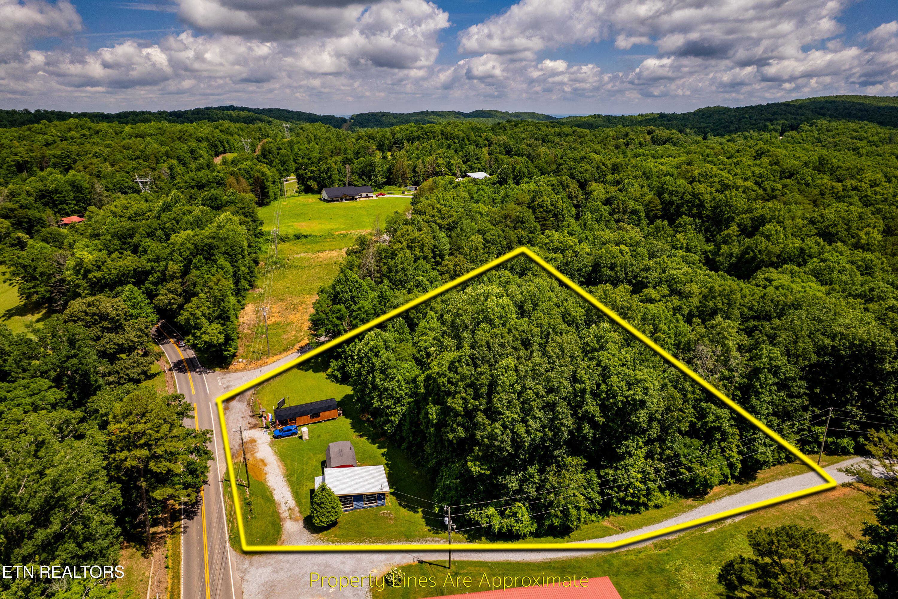 10905 New Highway 68 Tellico Plains TN 37385