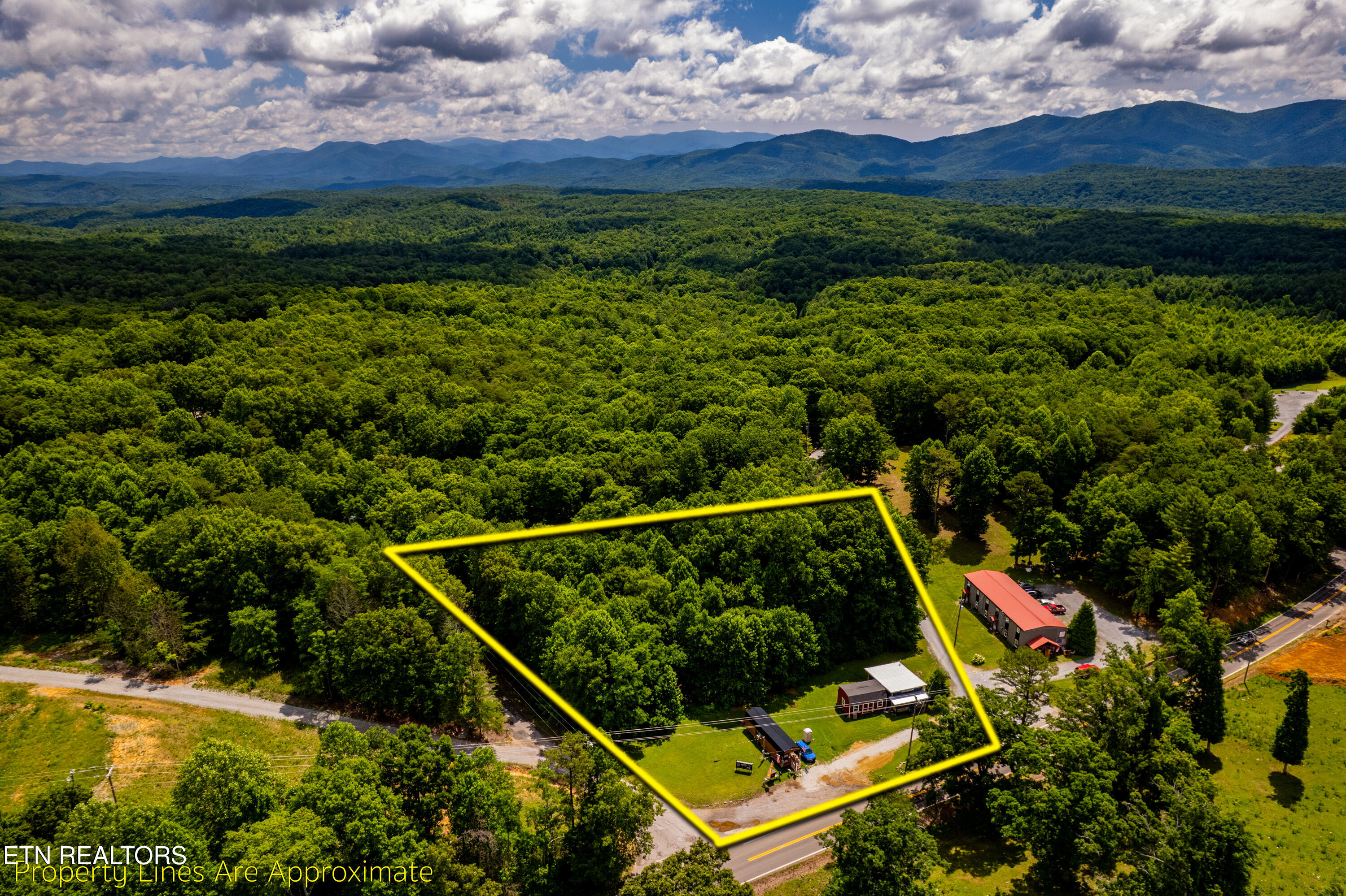 10905 New Highway 68 Tellico Plains TN 37385