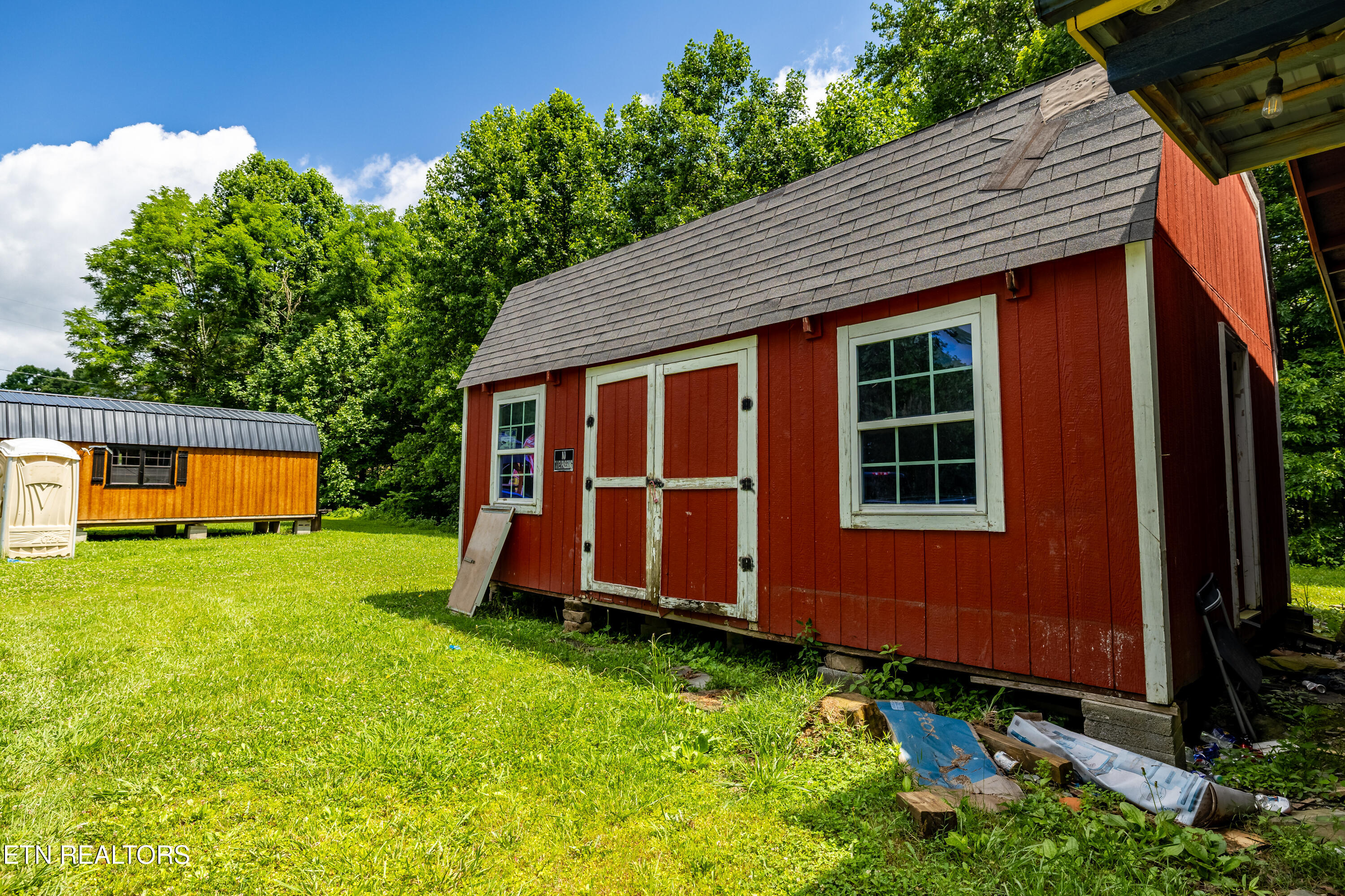 10905 New Highway 68 Tellico Plains TN 37385