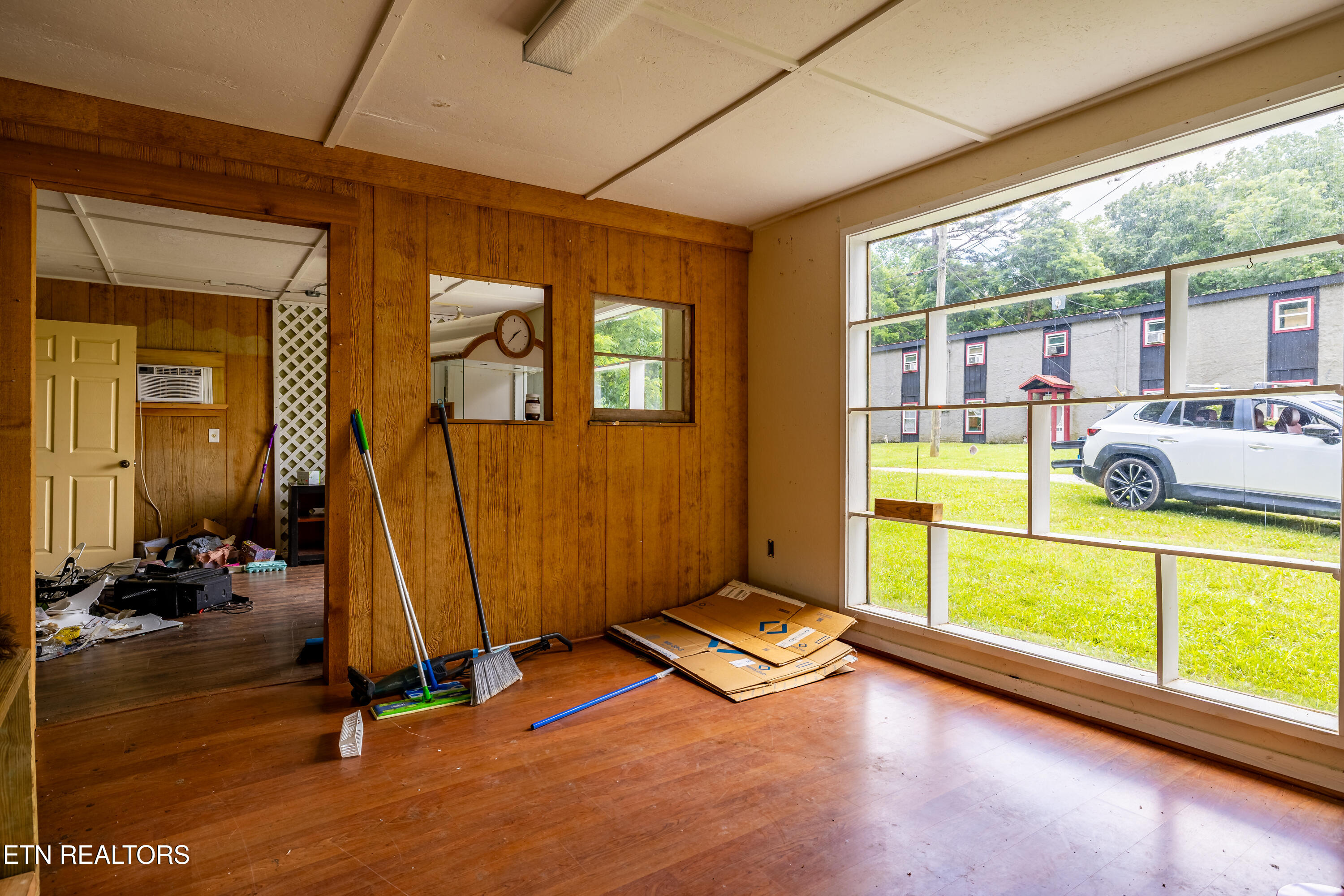 10905 New Highway 68 Tellico Plains TN 37385