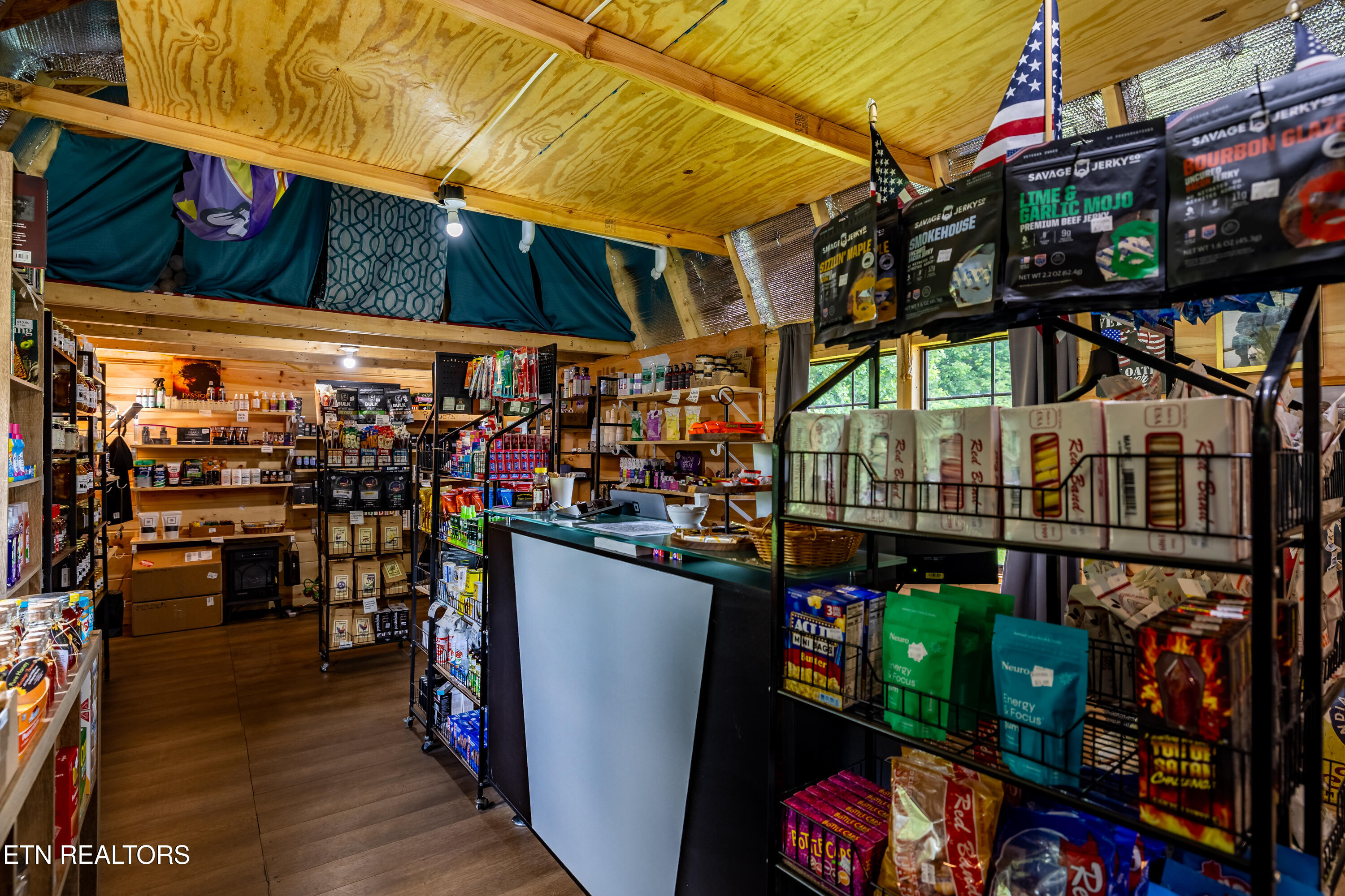 10905 New Highway 68 Tellico Plains TN 37385