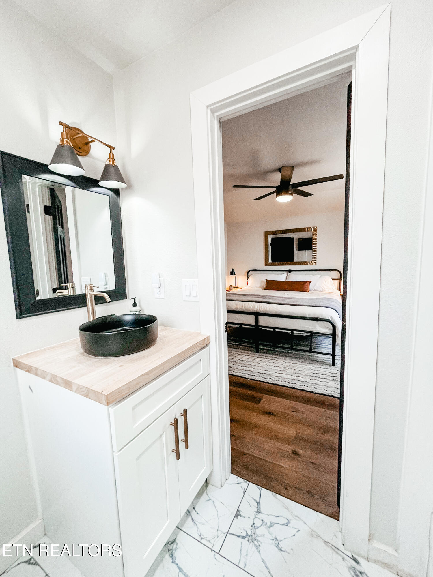 2760 Hawks View Trail Pigeon Forge TN 37876