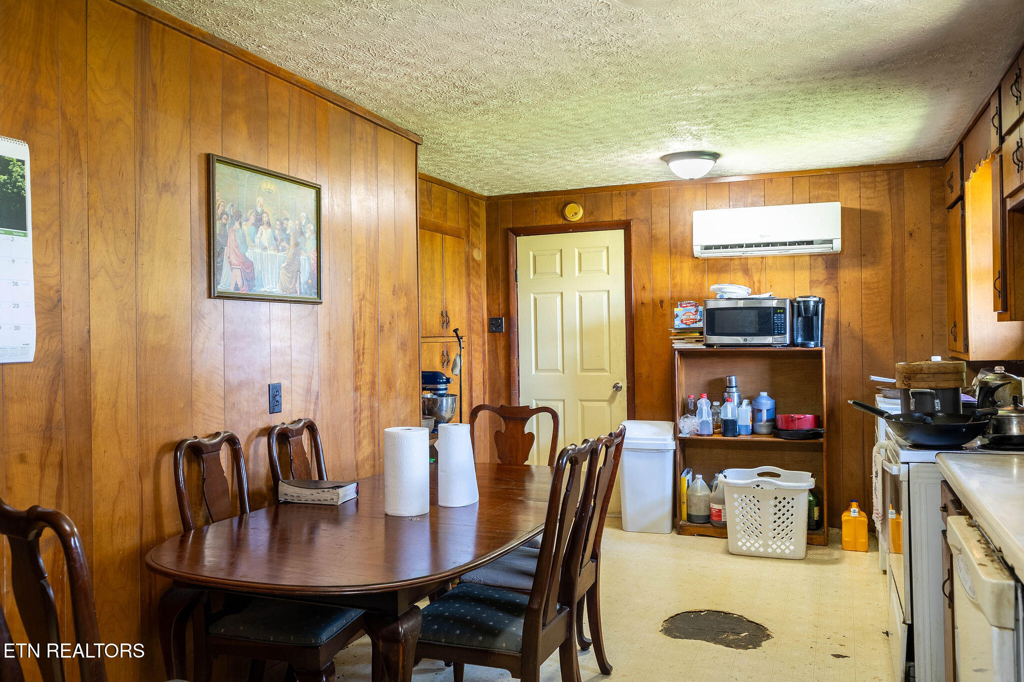 109 Camp Howard Road Oakdale TN 37829