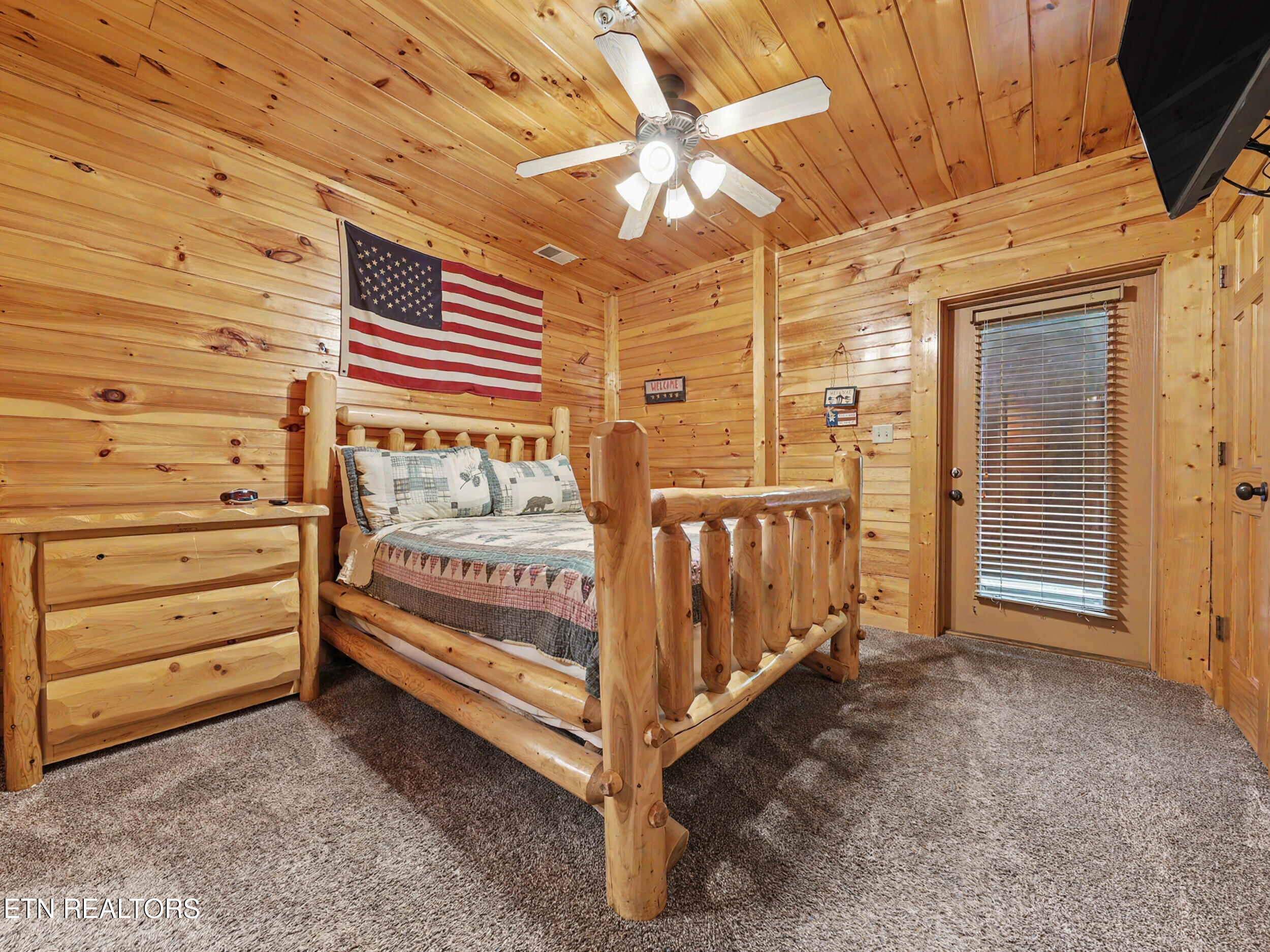 805 Spirit Loop Way Gatlinburg TN 37738