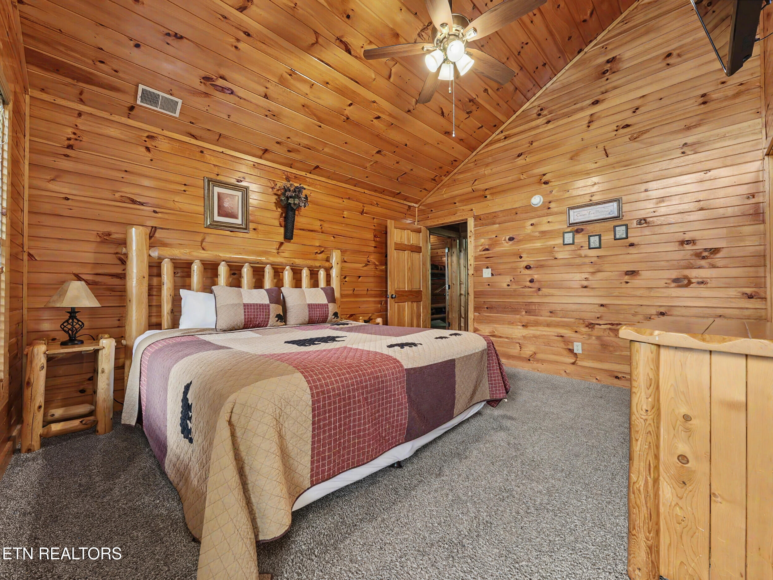 805 Spirit Loop Way Gatlinburg TN 37738
