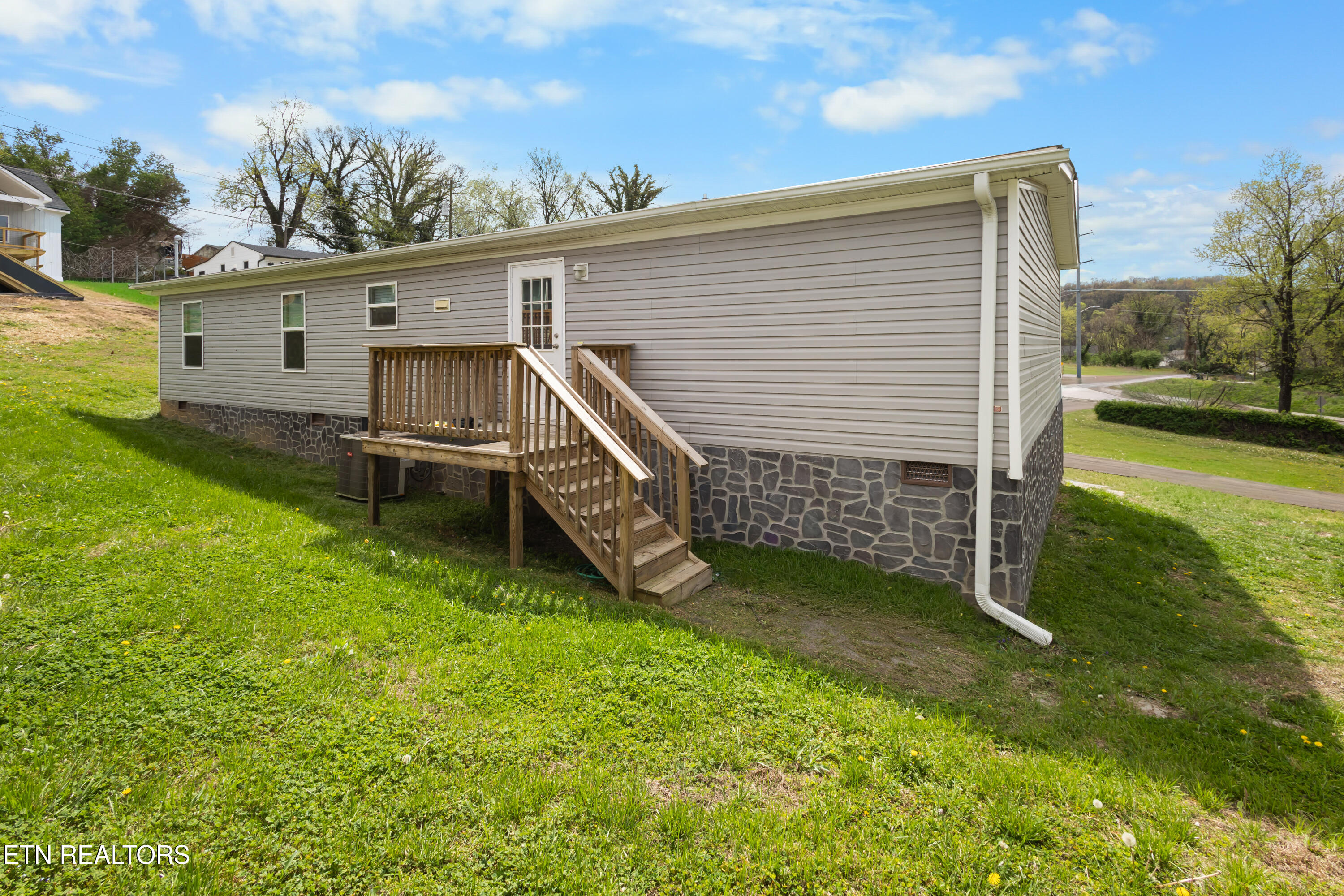 1931 Massachusetts Avenue Knoxville TN 37921