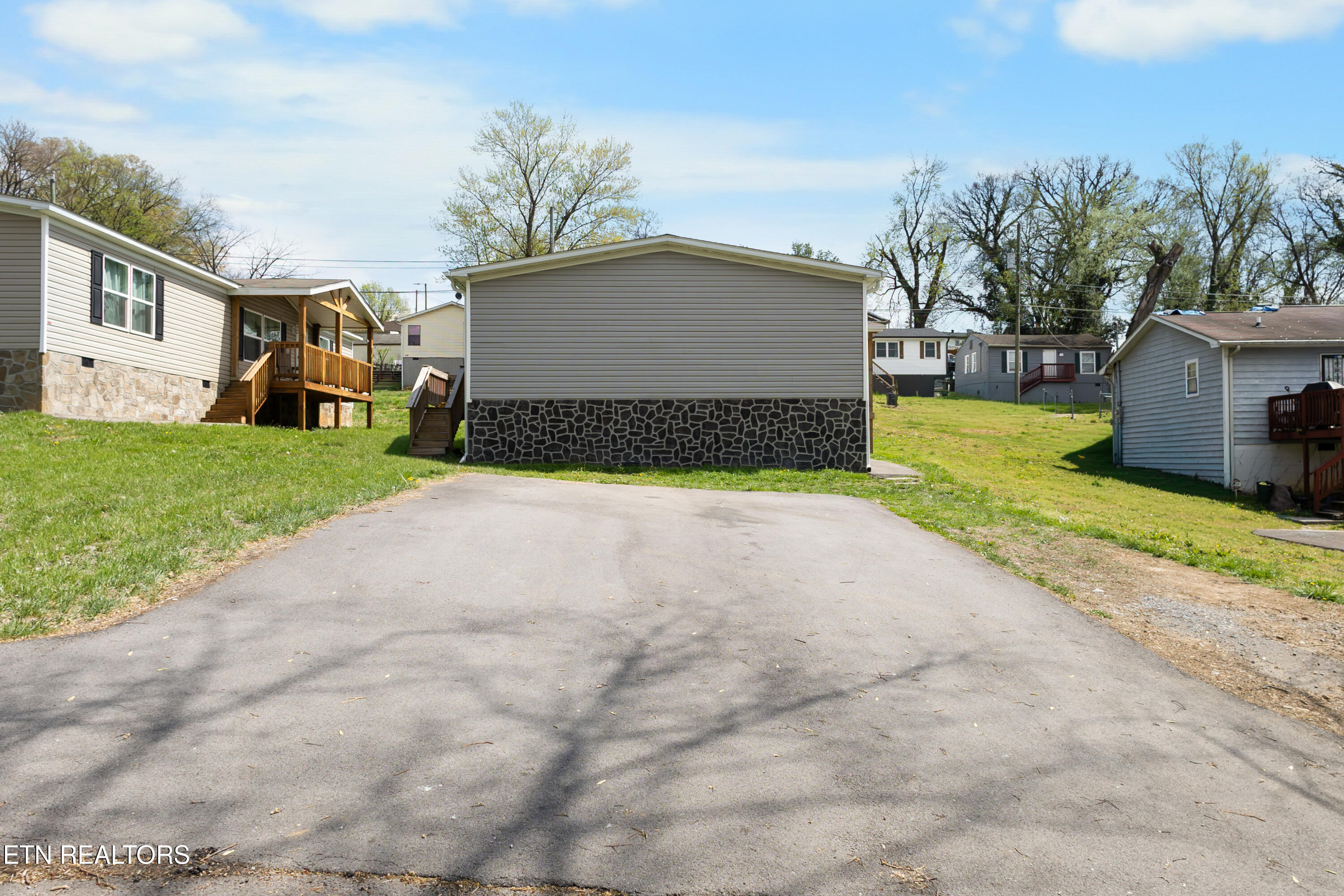 1931 Massachusetts Avenue Knoxville TN 37921