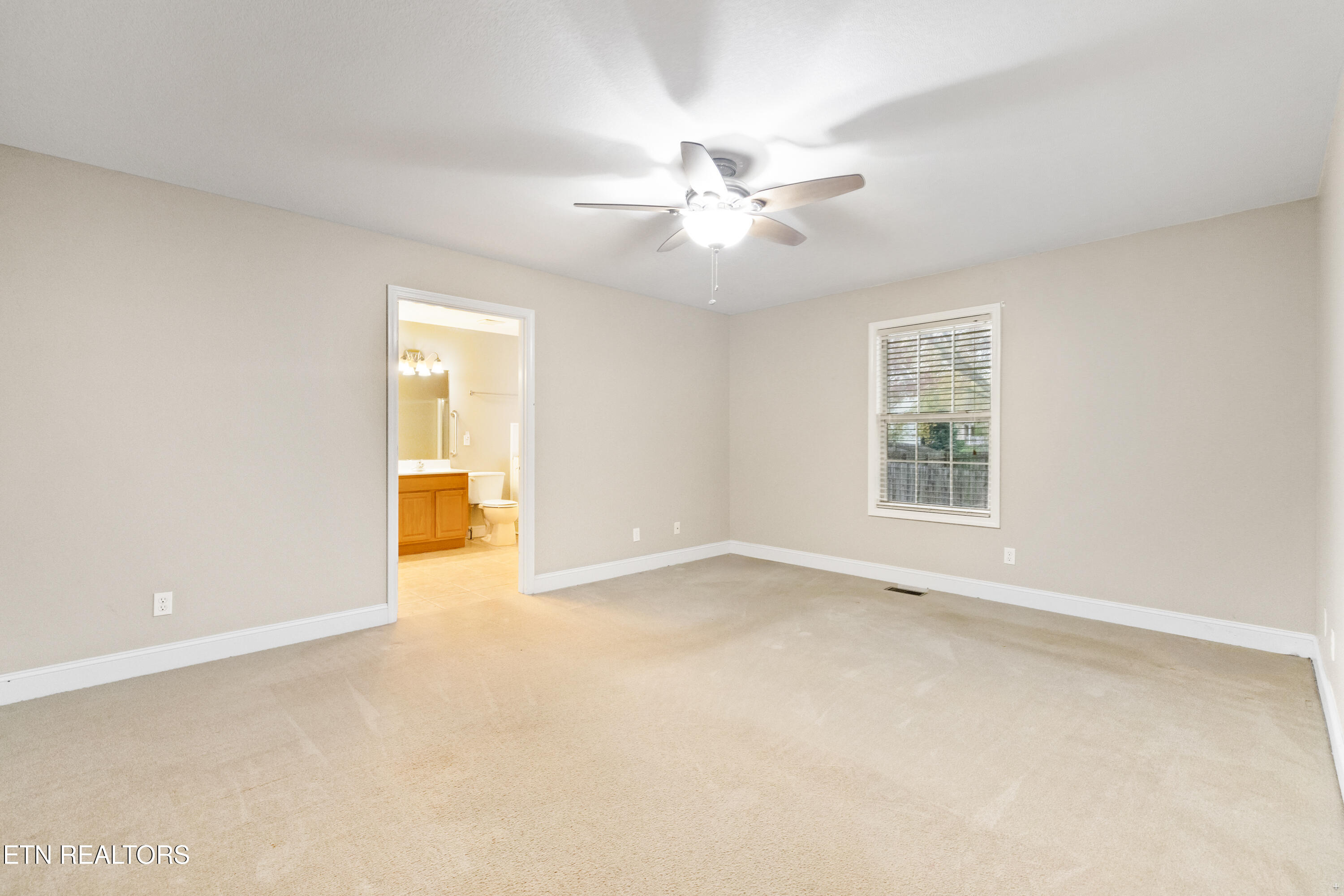 4137 Riverstone Lane Knoxville TN 37918