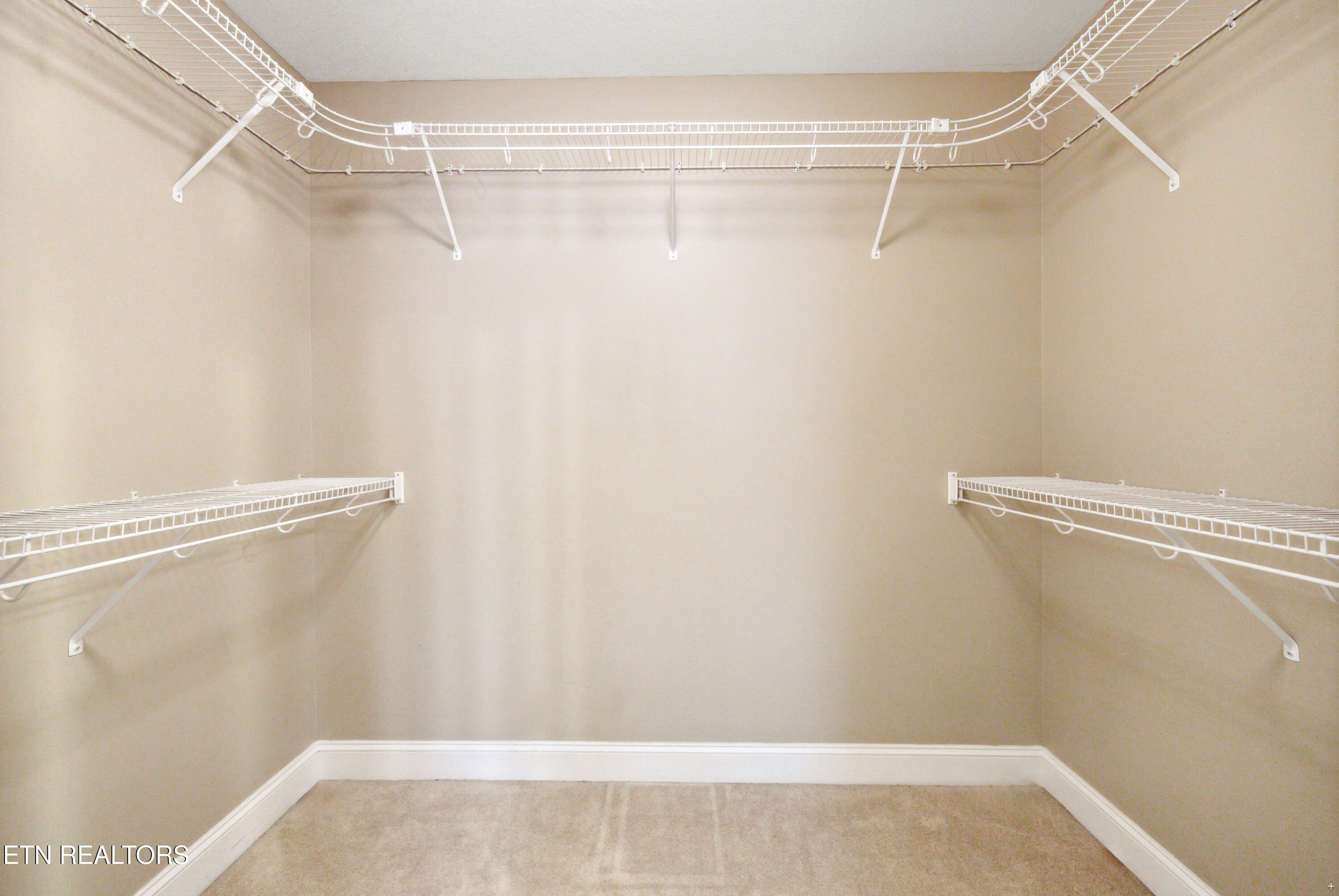 4137 Riverstone Lane Knoxville TN 37918