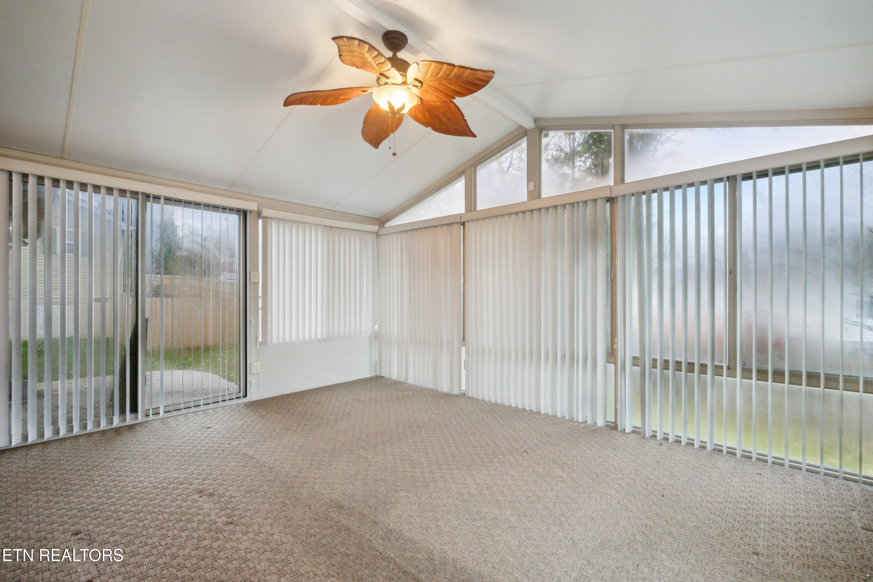 4137 Riverstone Lane Knoxville TN 37918