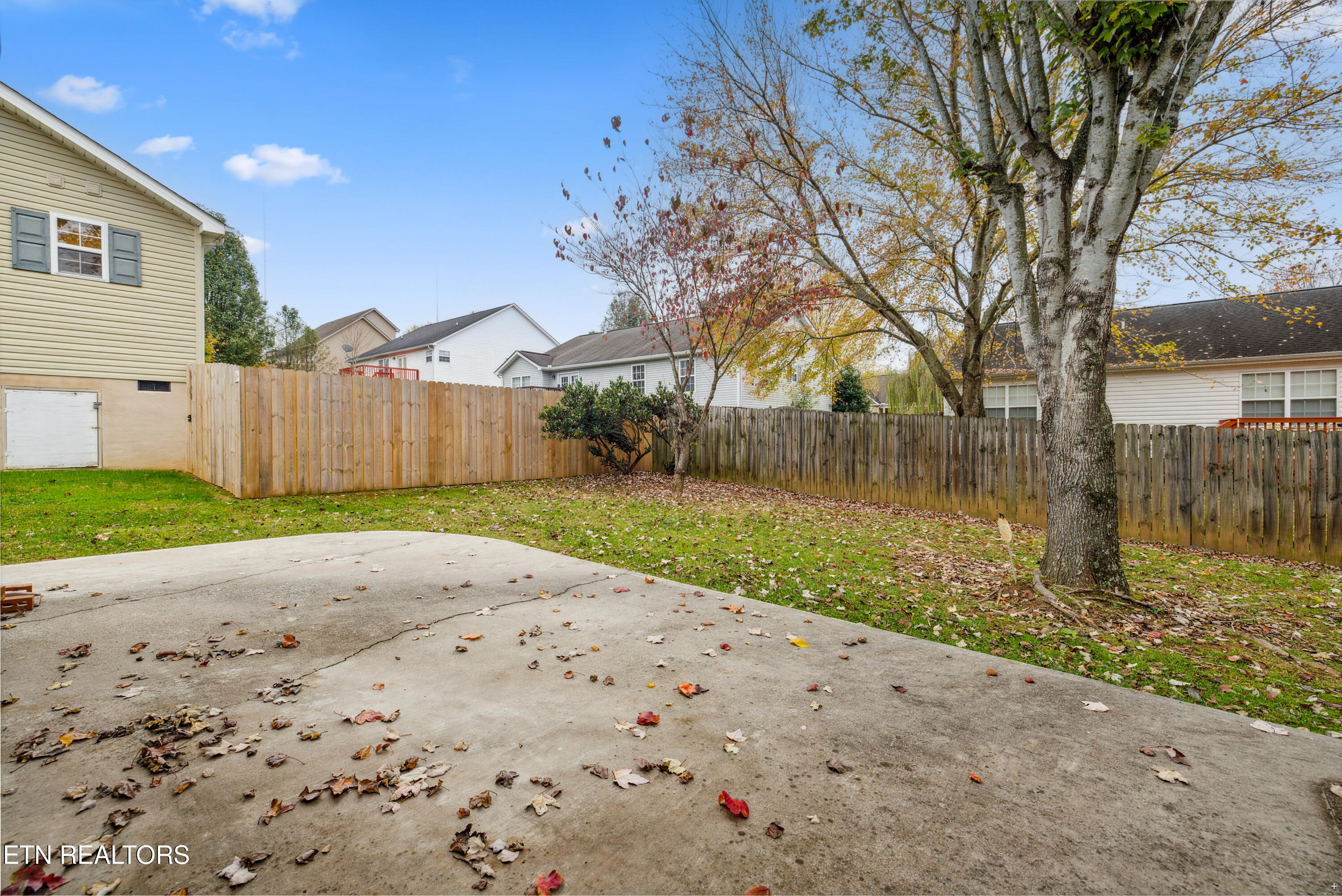 4137 Riverstone Lane Knoxville TN 37918