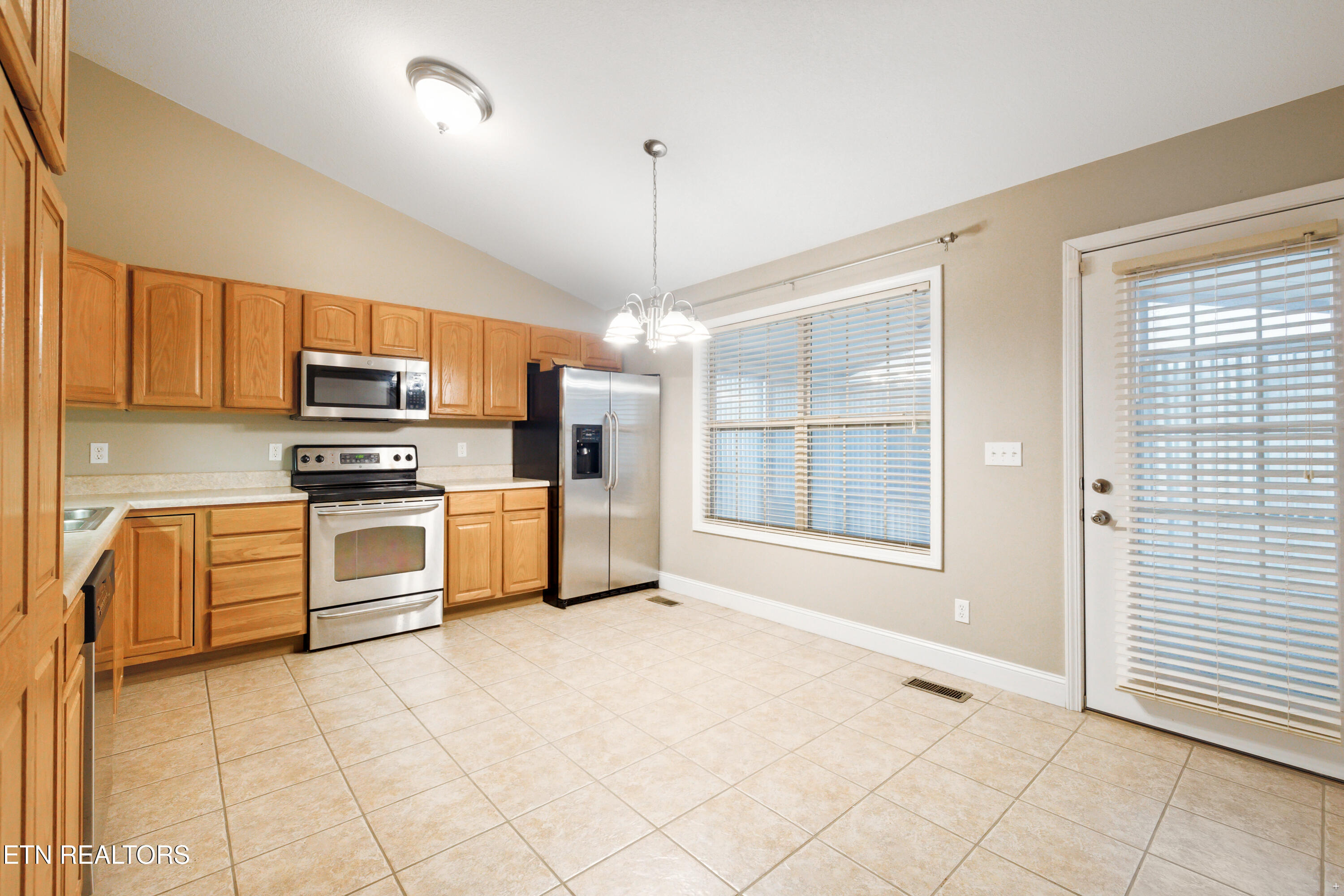 4137 Riverstone Lane Knoxville TN 37918