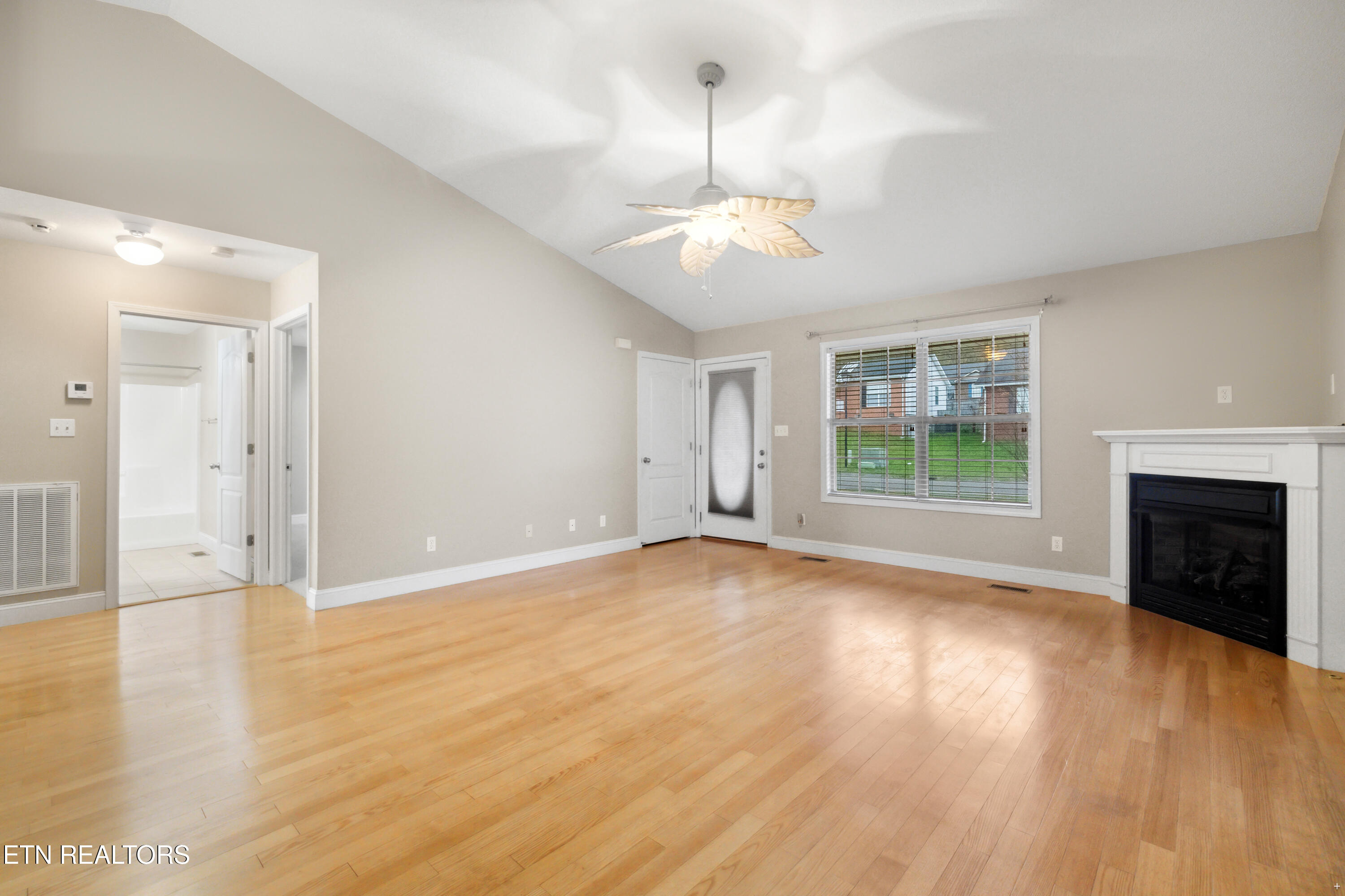 4137 Riverstone Lane Knoxville TN 37918