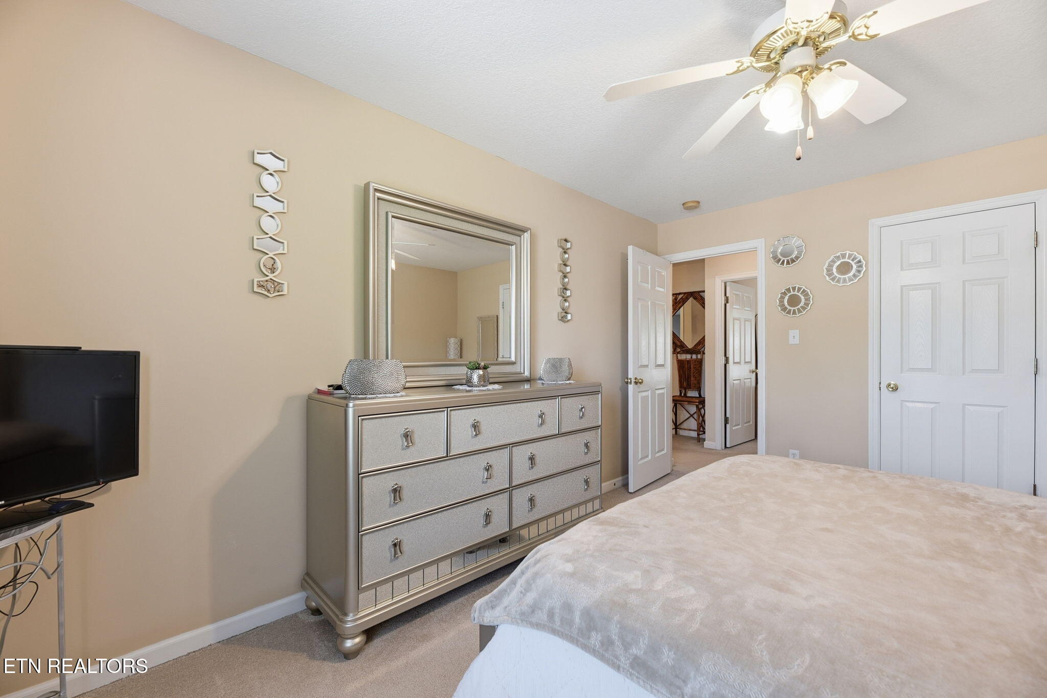 6328 Beehive Lane Knoxville TN 37923