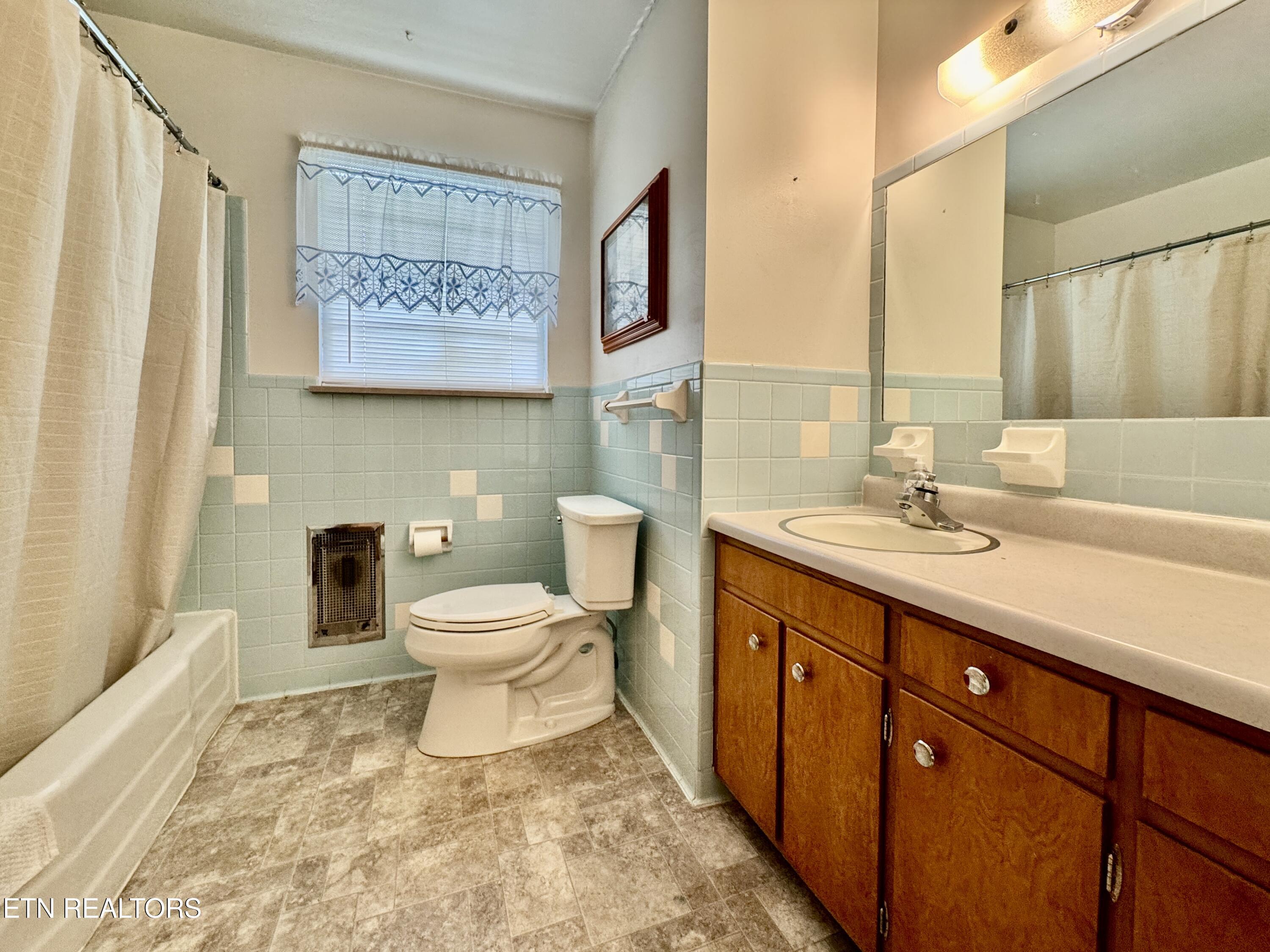 4813 E Emory Road Knoxville TN 37938