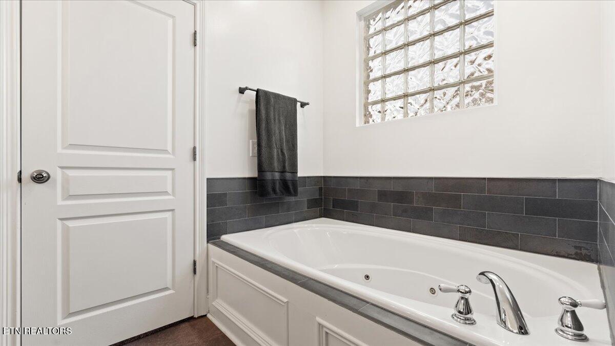 1809 Cascade Falls Lane Knoxville TN 37931