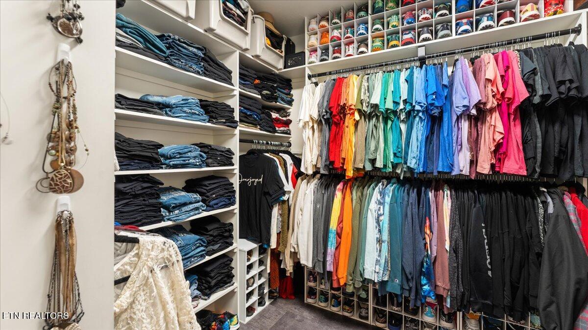 1809 Cascade Falls Lane Knoxville TN 37931