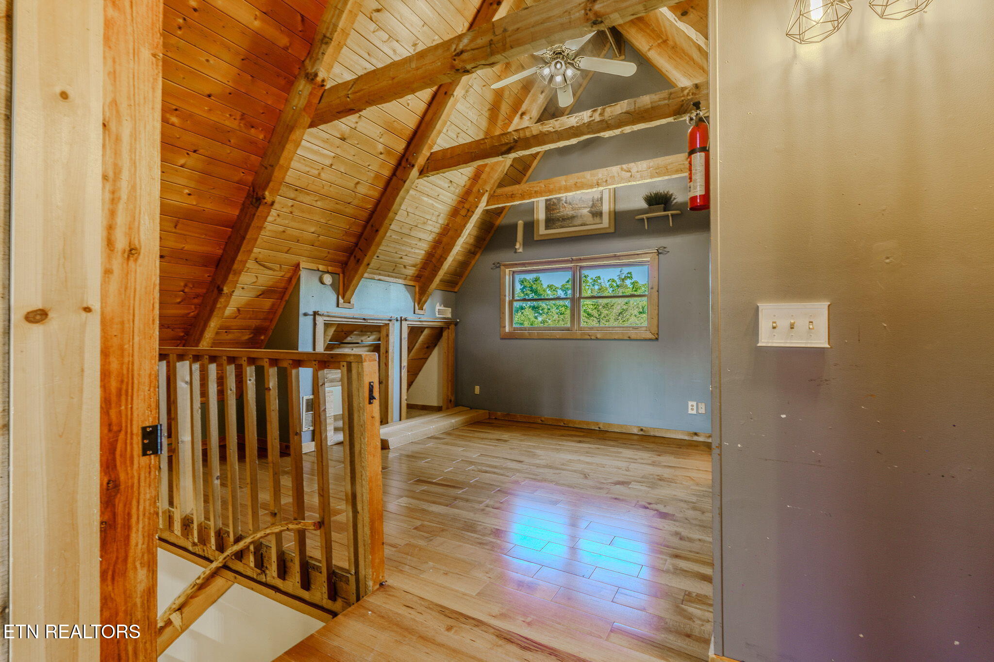1582 Romary Road Dandridge TN 37725
