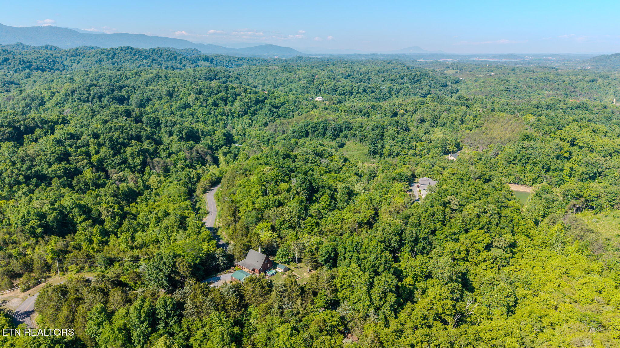 1582 Romary Road Dandridge TN 37725