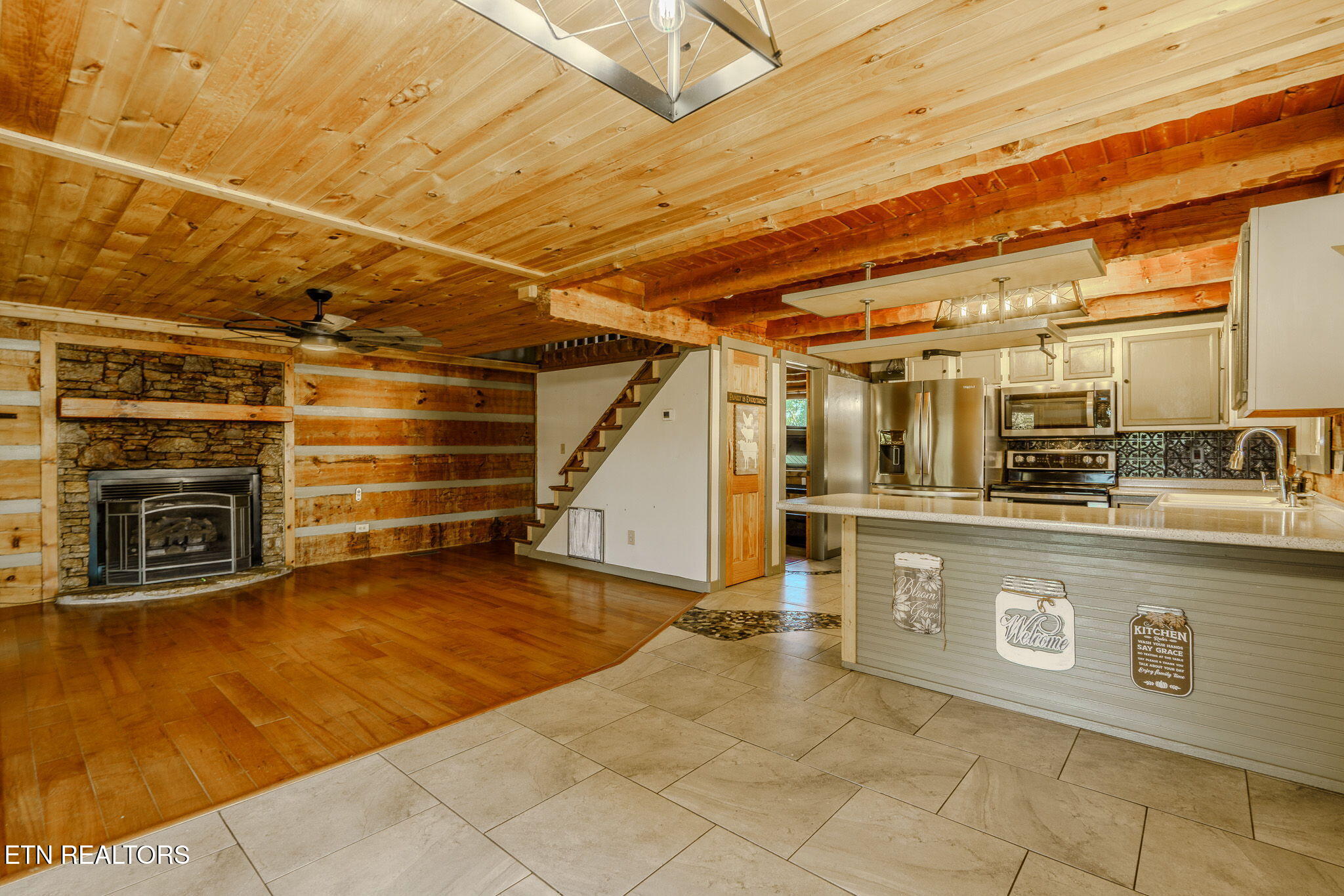 1582 Romary Road Dandridge TN 37725