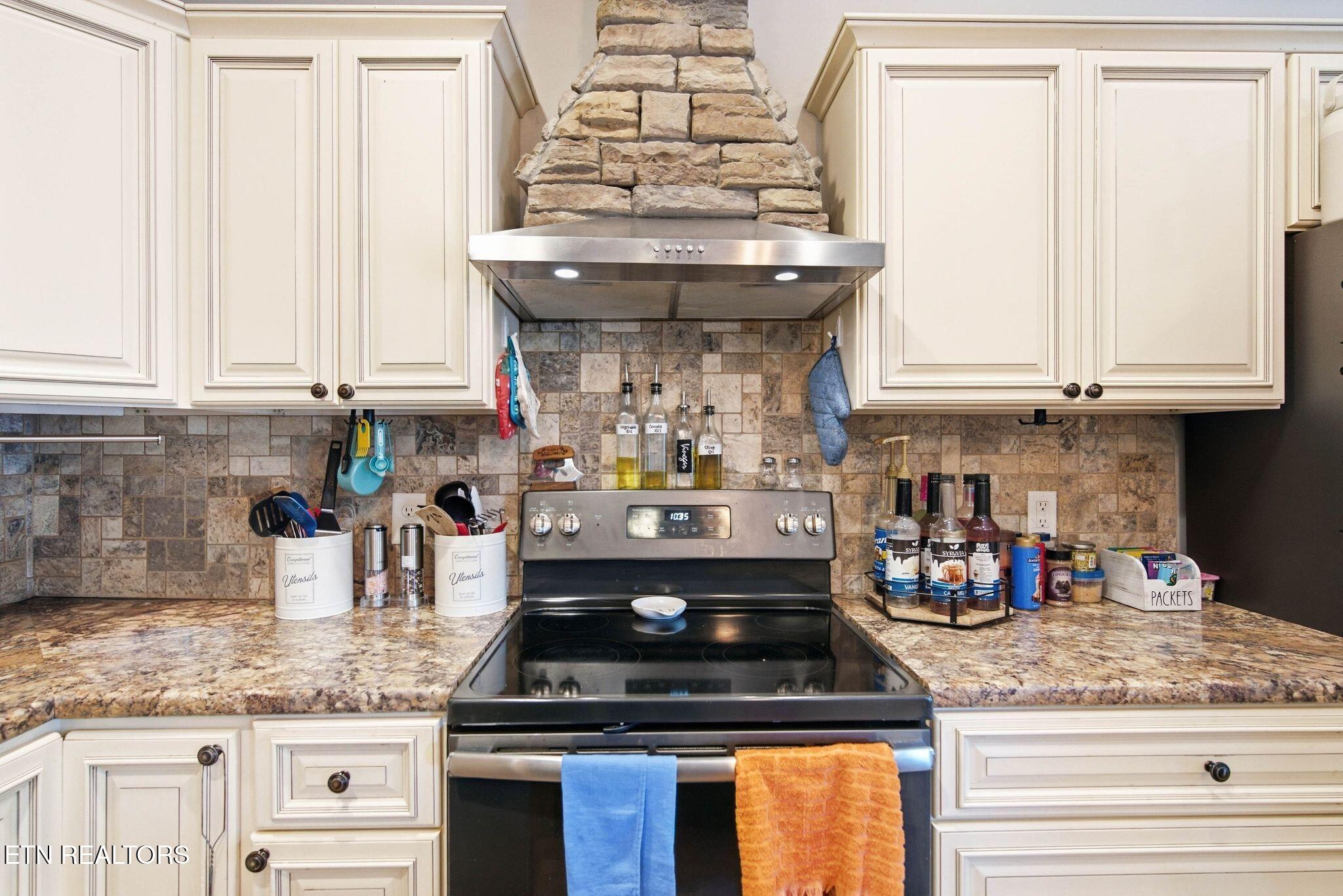 122 Sportsman Lane Andersonville TN 37705