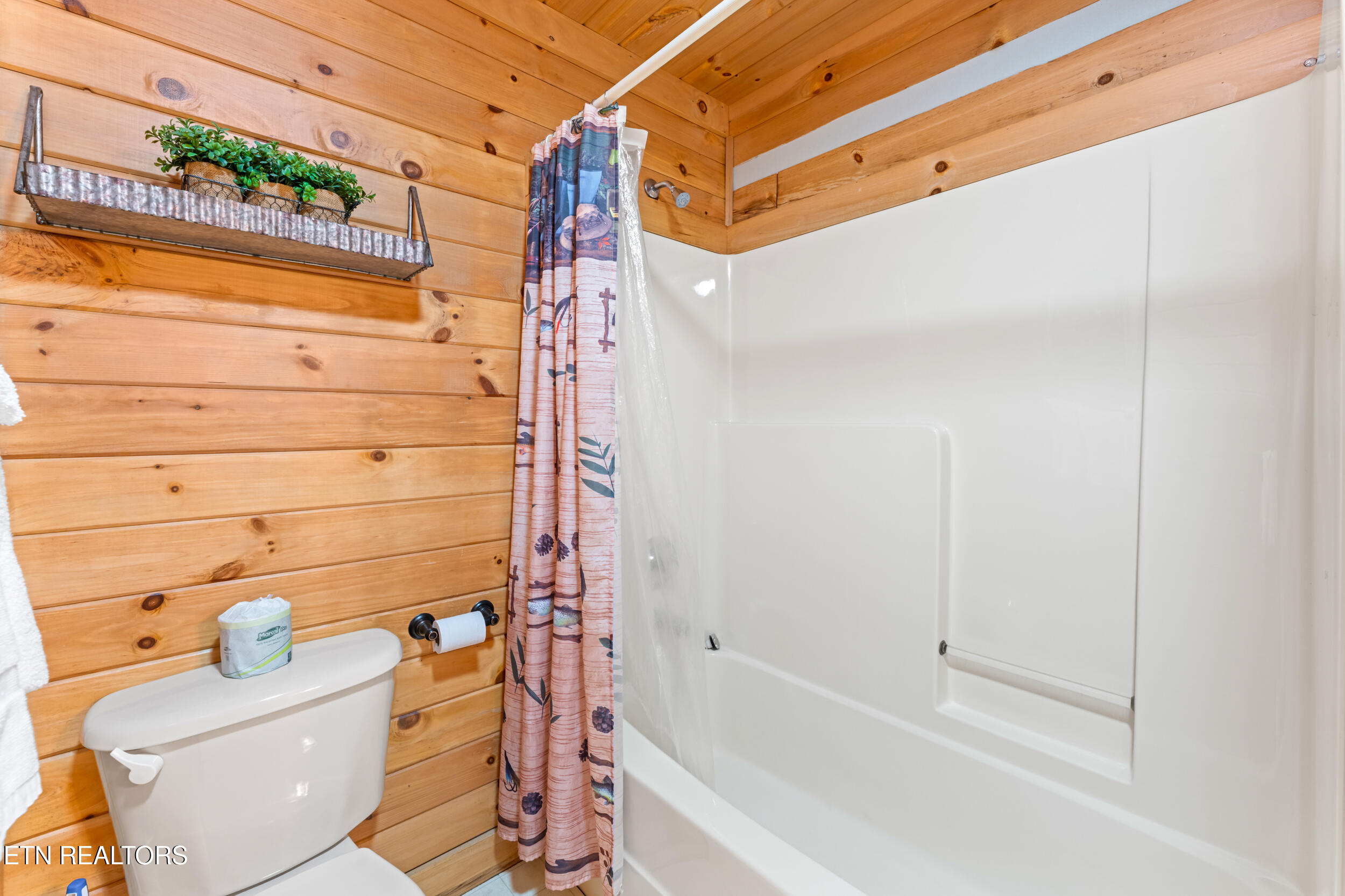 560 Thissa Way Gatlinburg TN 37738