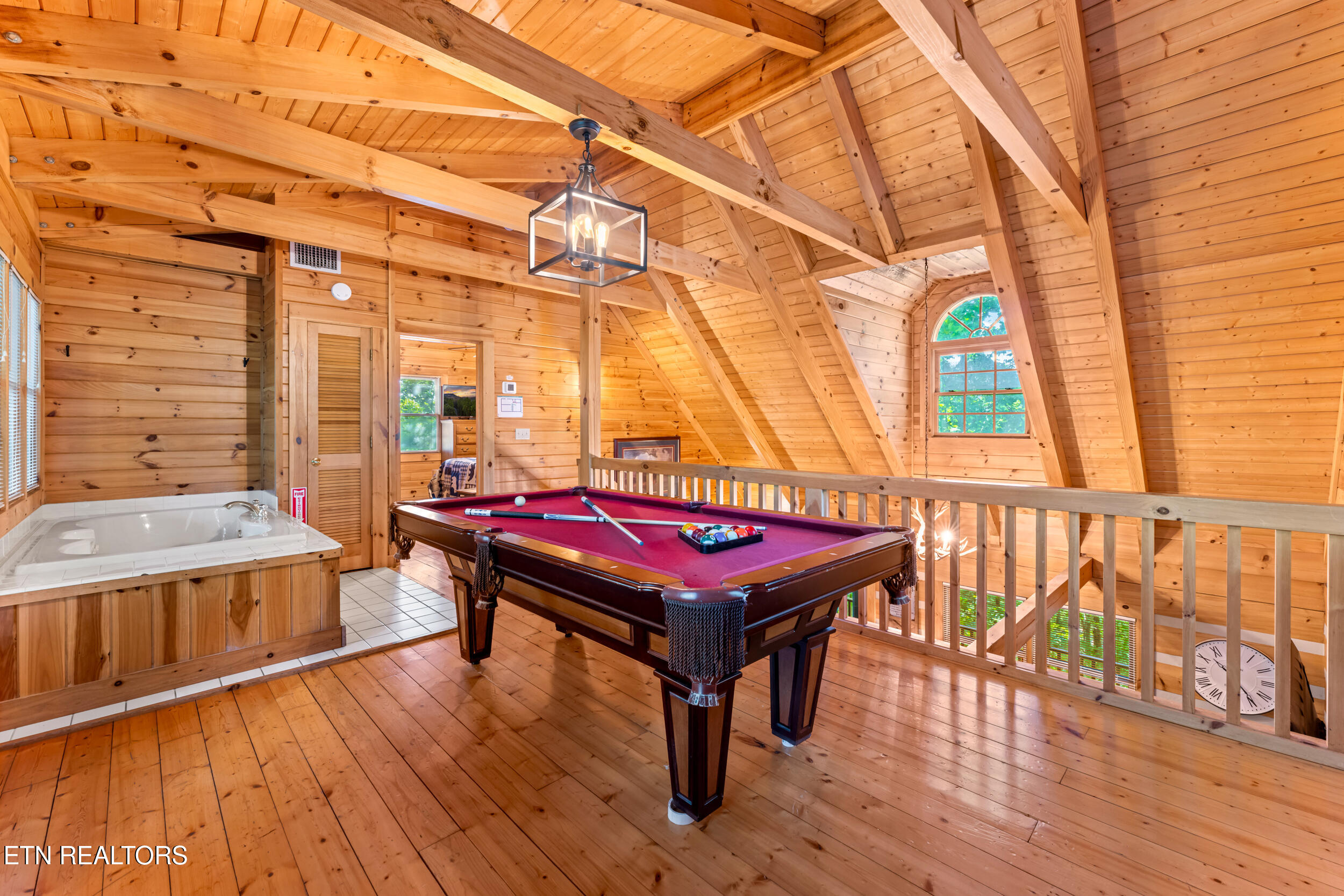 560 Thissa Way Gatlinburg TN 37738