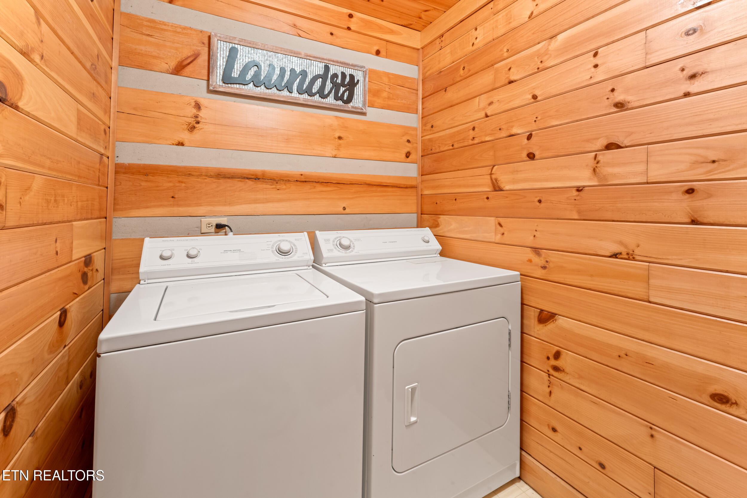 560 Thissa Way Gatlinburg TN 37738