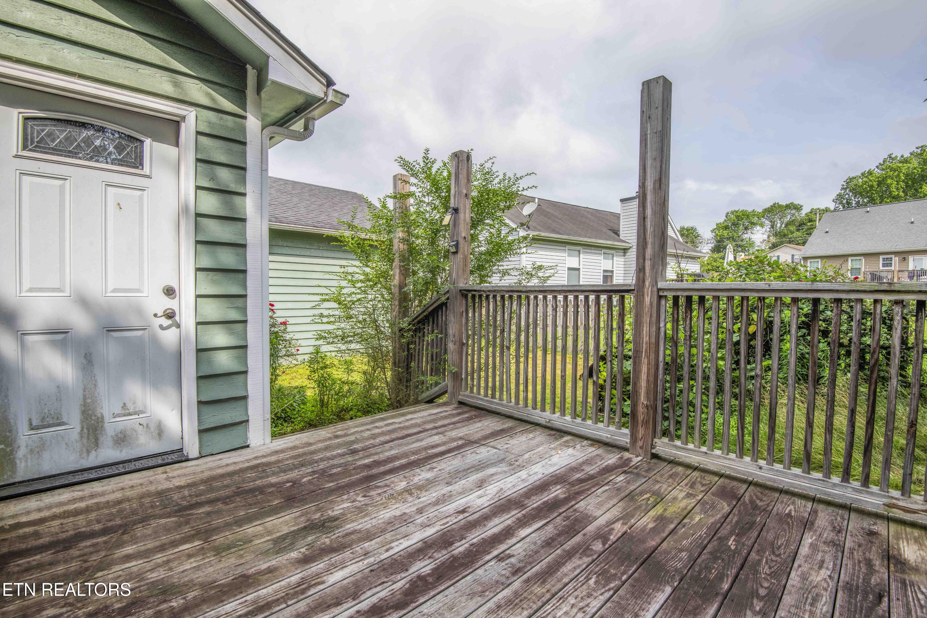 2032 Merle Lane Knoxville TN 37931