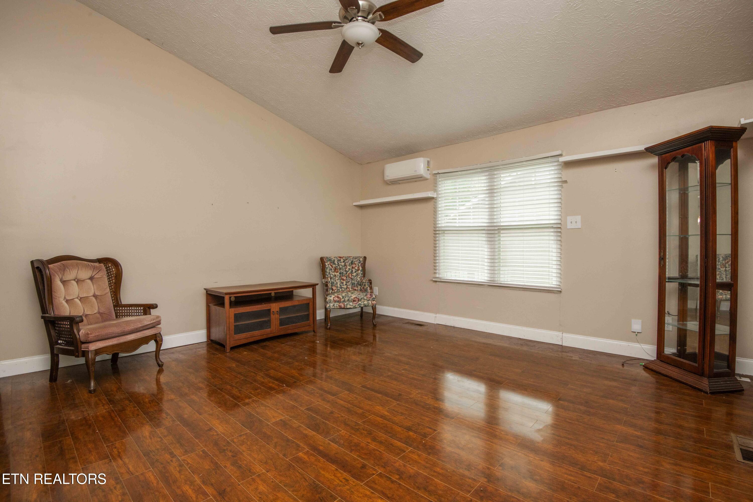 2032 Merle Lane Knoxville TN 37931