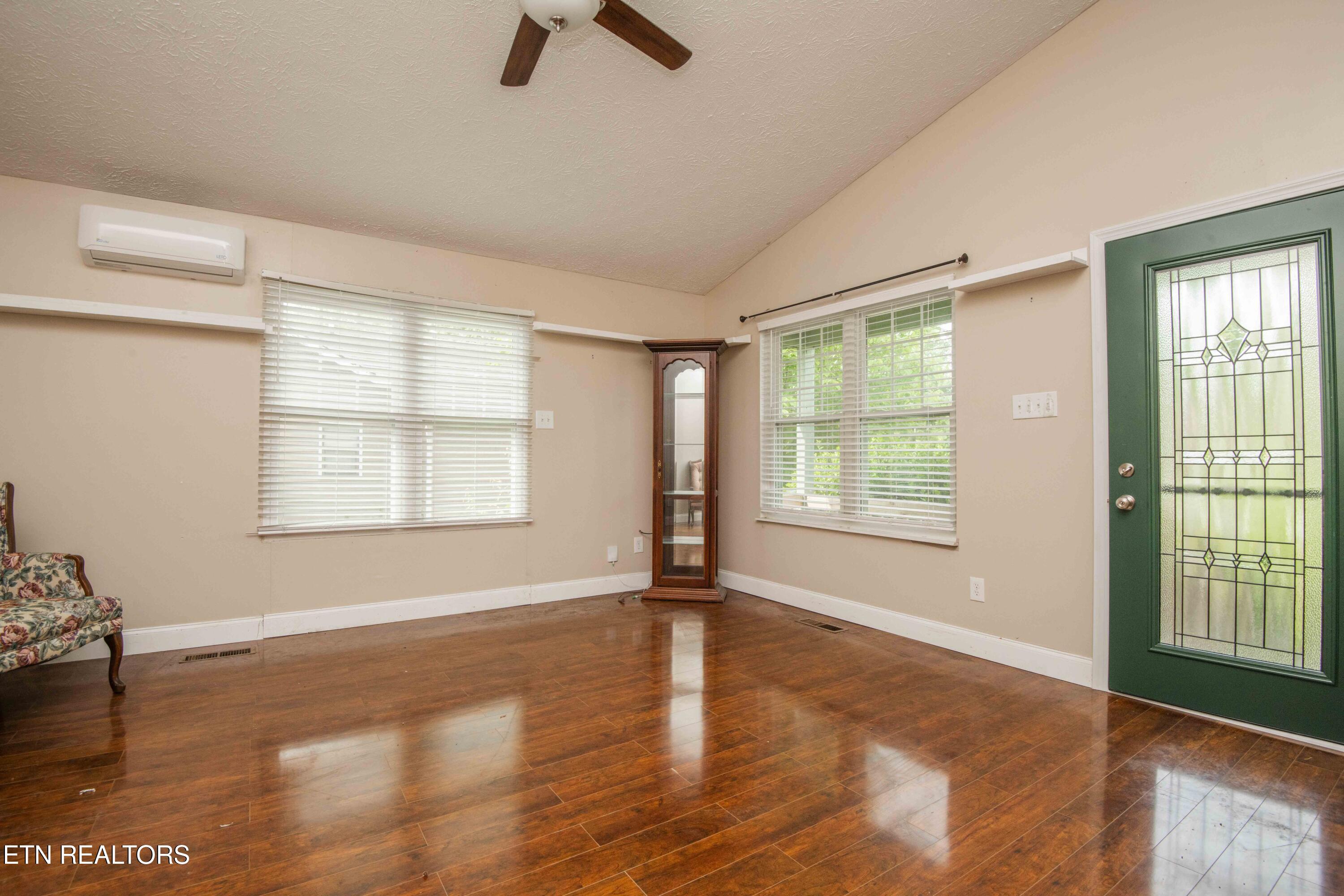 2032 Merle Lane Knoxville TN 37931