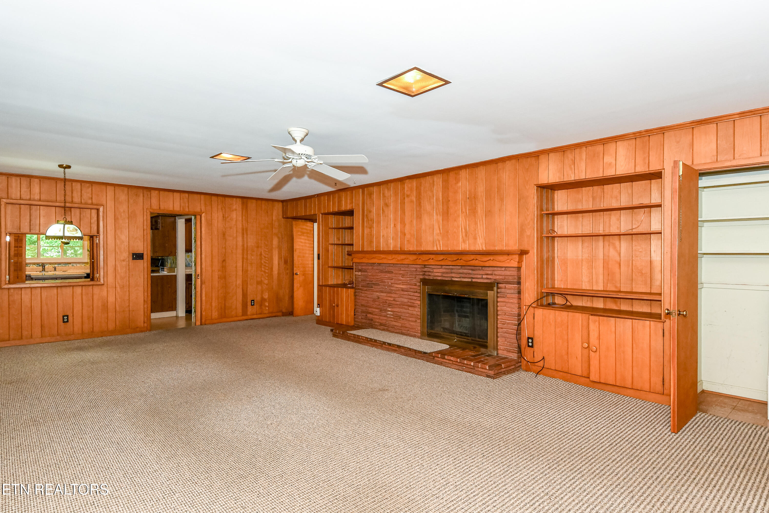 1403 Wilkinson Pike Maryville TN 37803