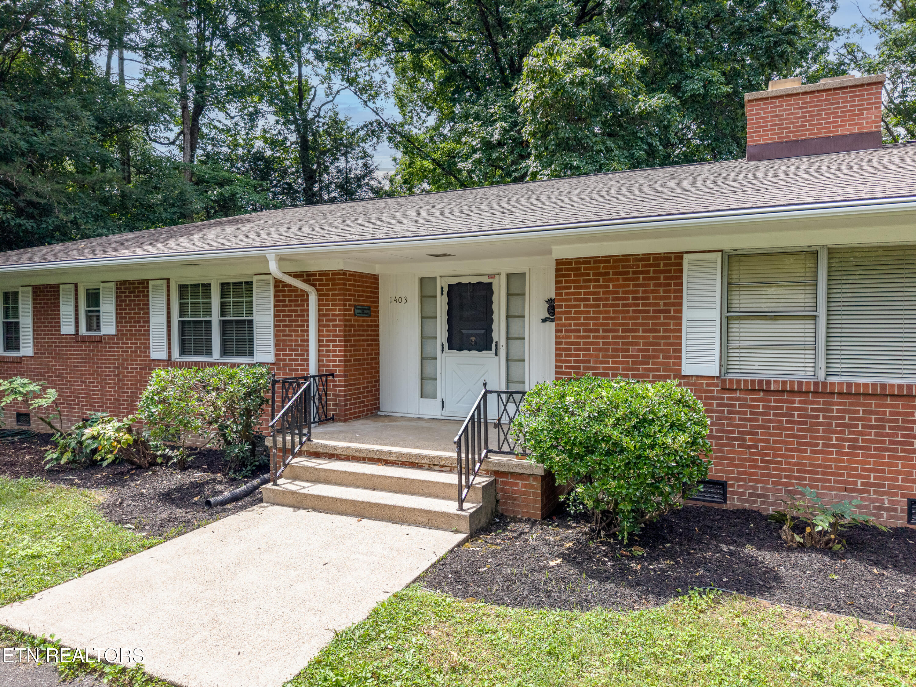 1403 Wilkinson Pike Maryville TN 37803