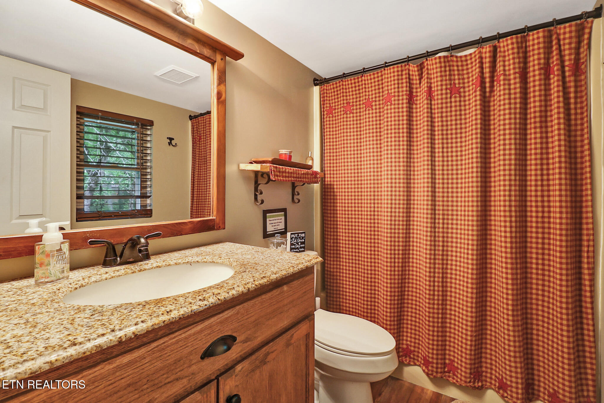 89 Crockett Circle Crossville TN 38572