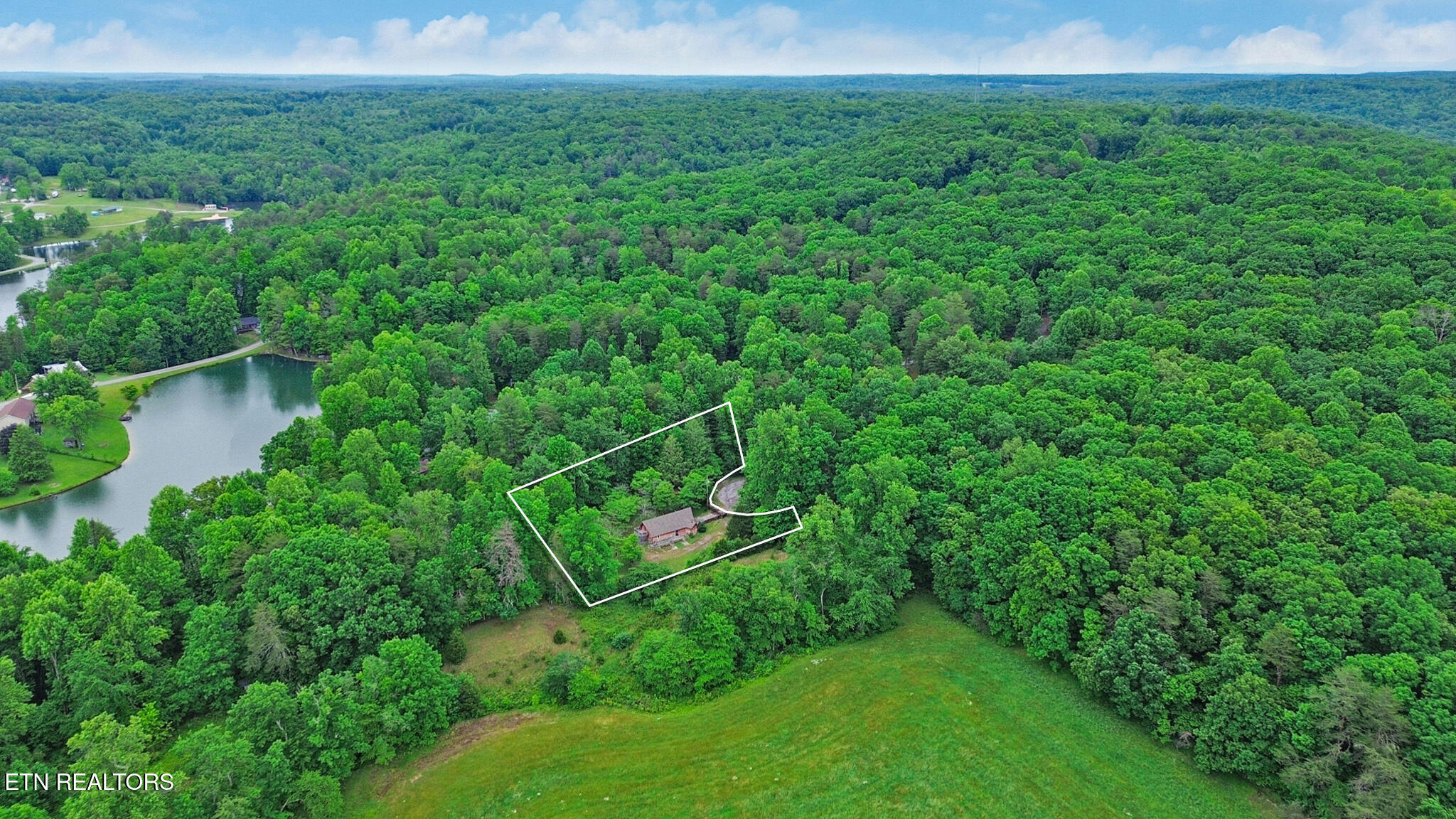 89 Crockett Circle Crossville TN 38572