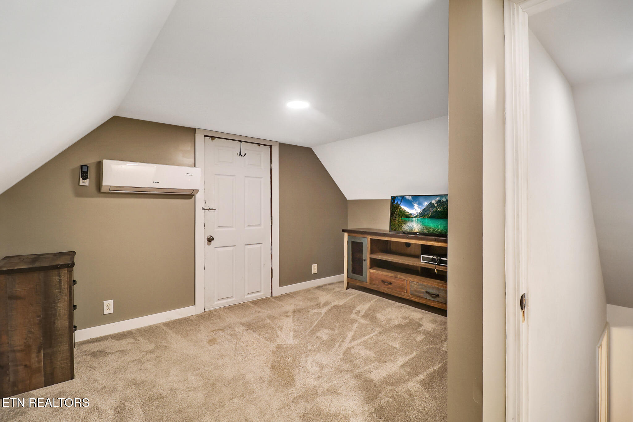 89 Crockett Circle Crossville TN 38572