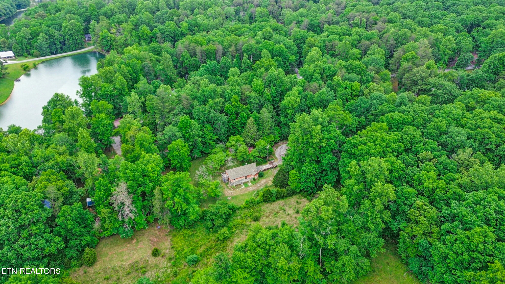 89 Crockett Circle Crossville TN 38572