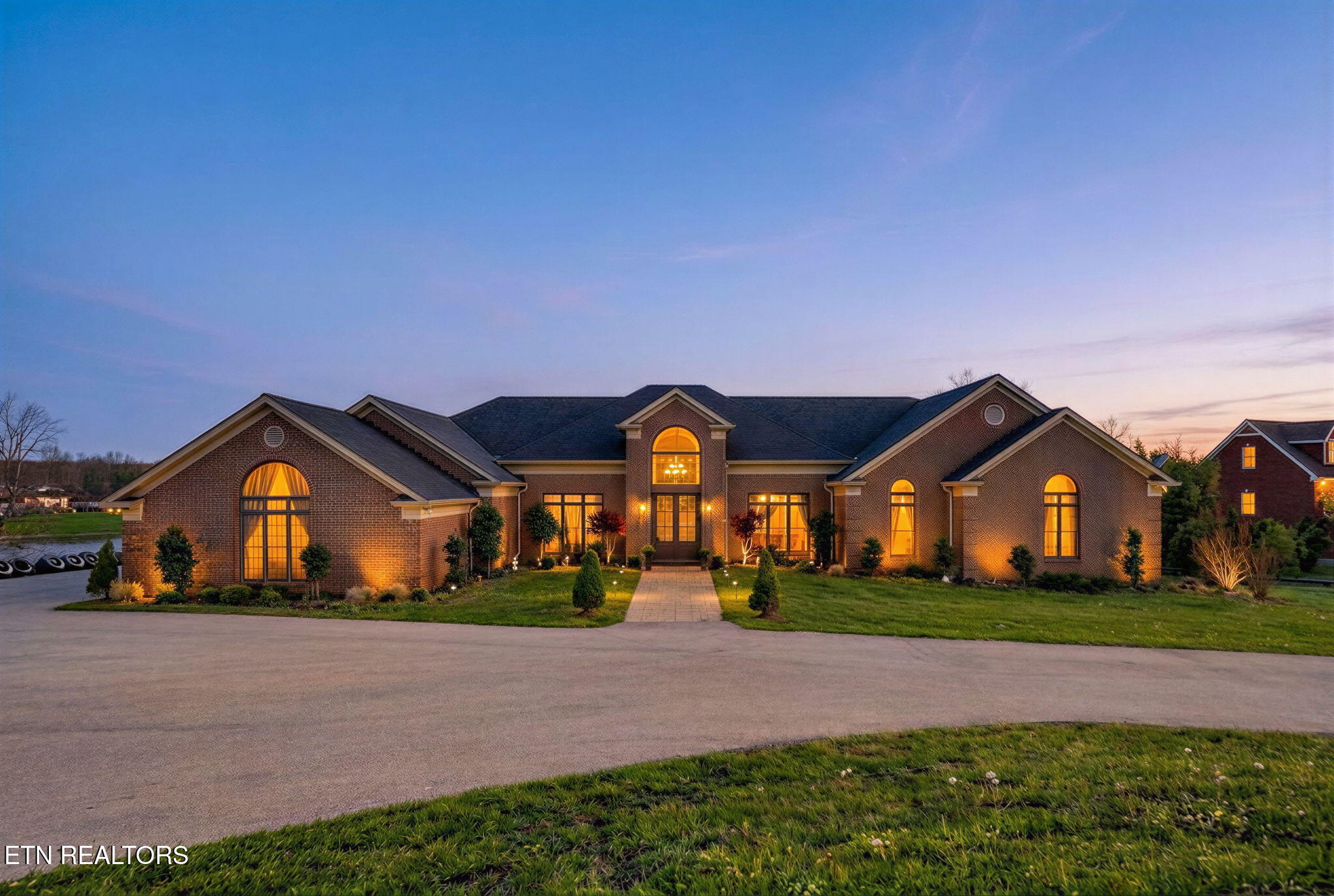 1042 Holiday Drive Crossville TN 38555