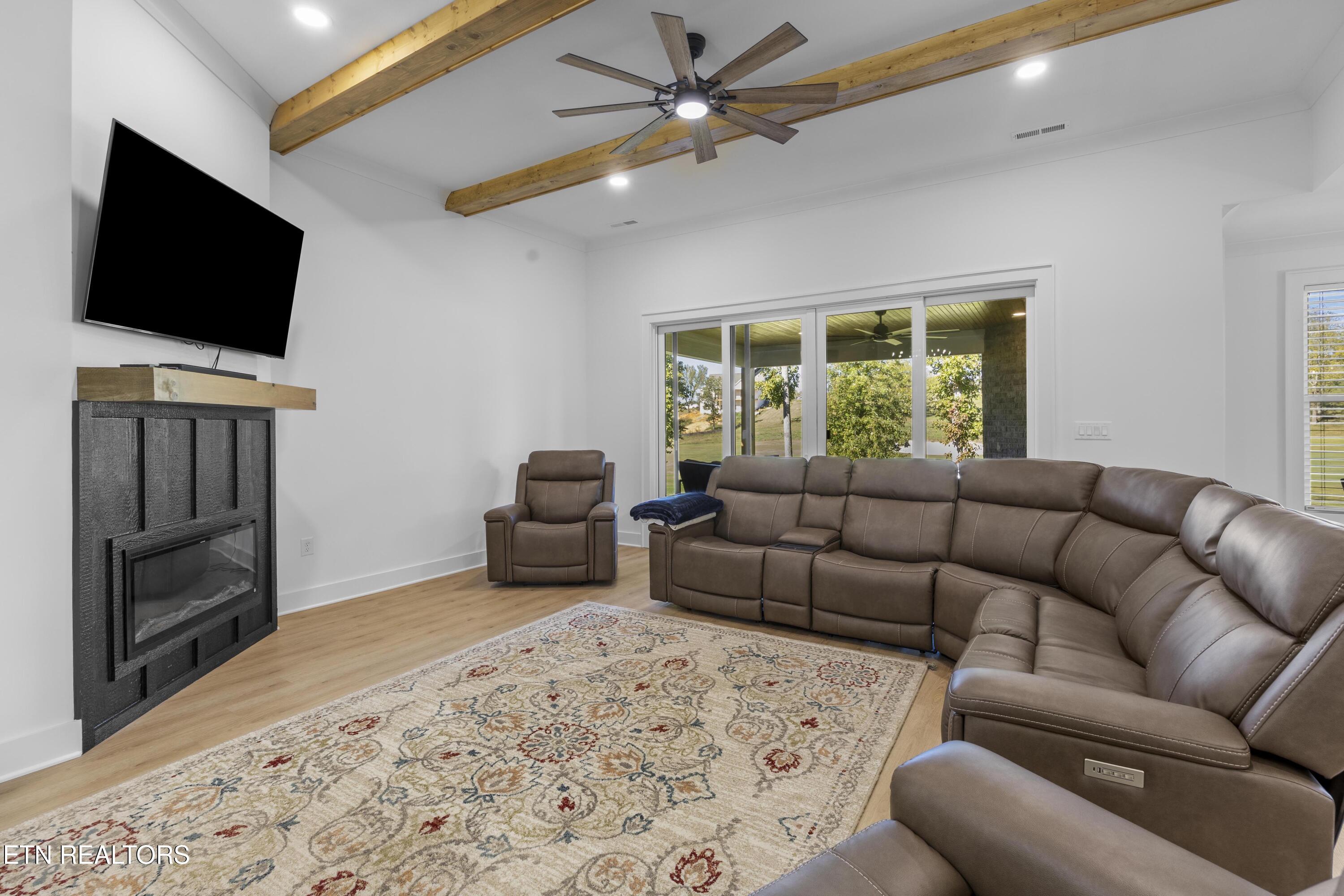 373 Ironwood Lane Loudon TN 37774