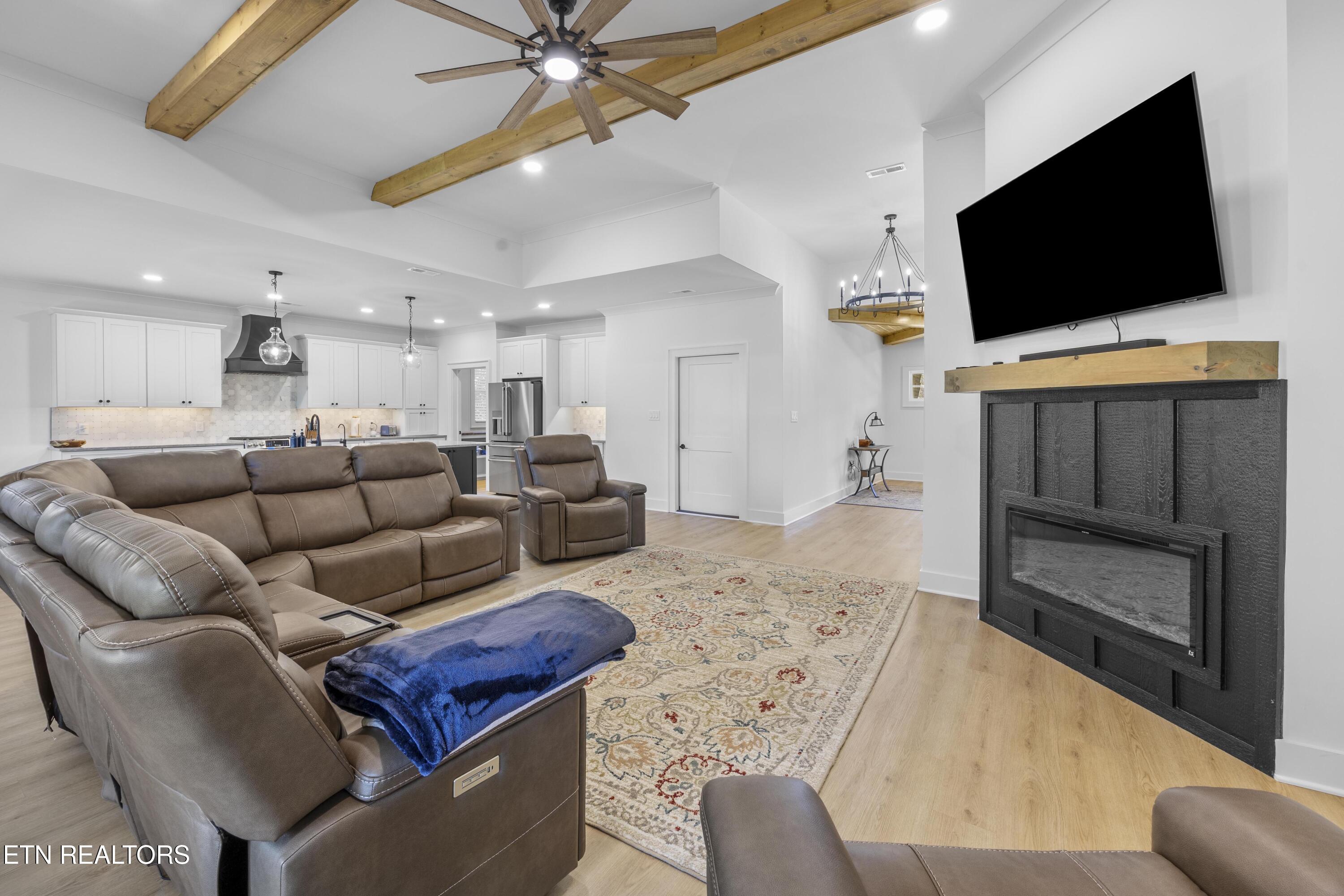 373 Ironwood Lane Loudon TN 37774