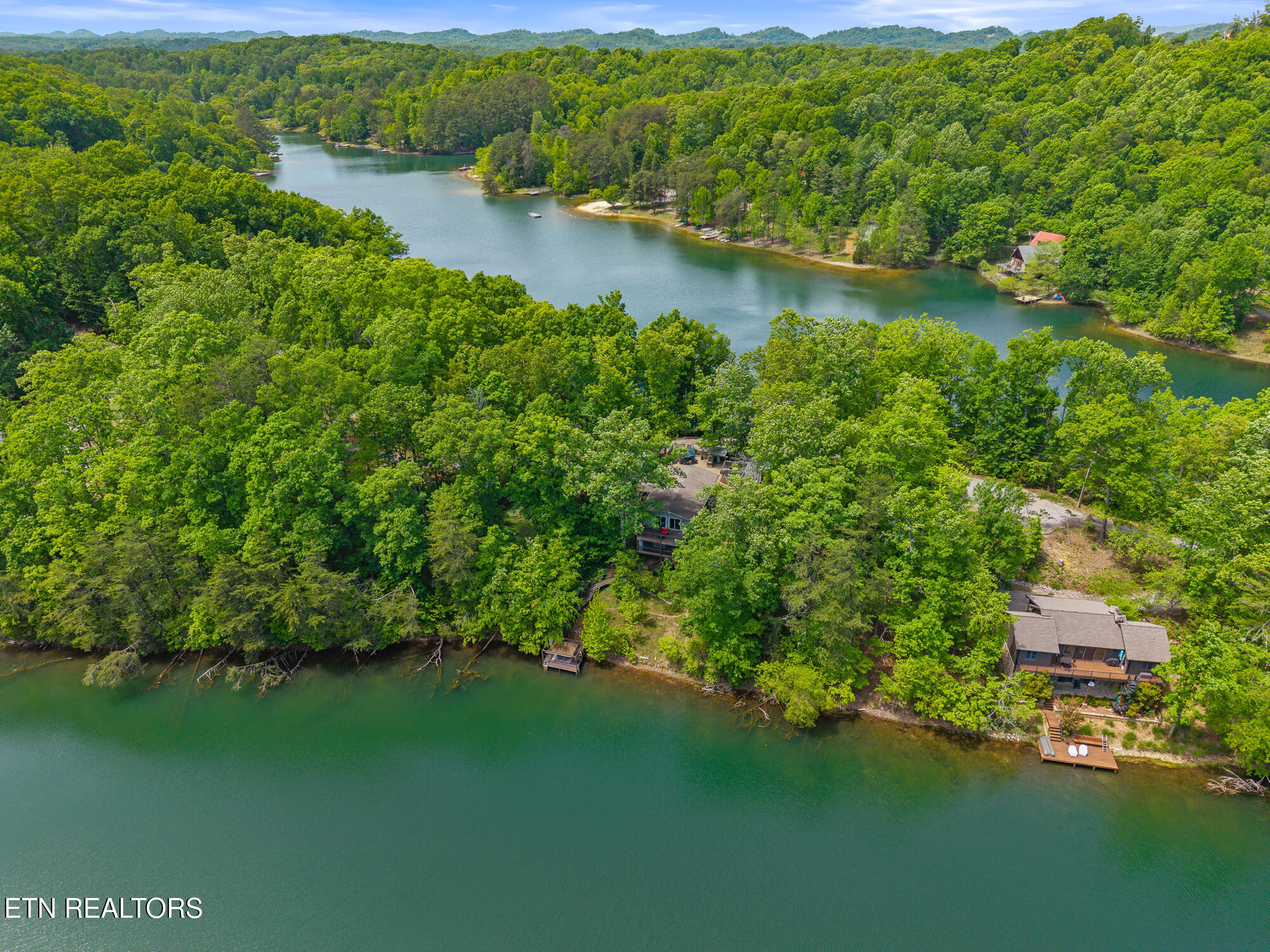 124 Peninsula Road Madisonville TN 37354