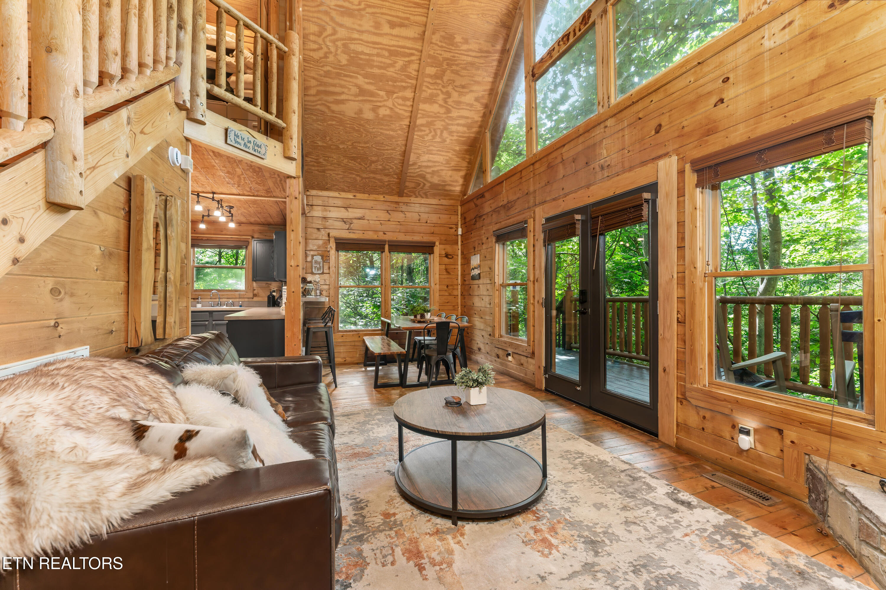 1820 Beach Front Drive Sevierville TN 37876