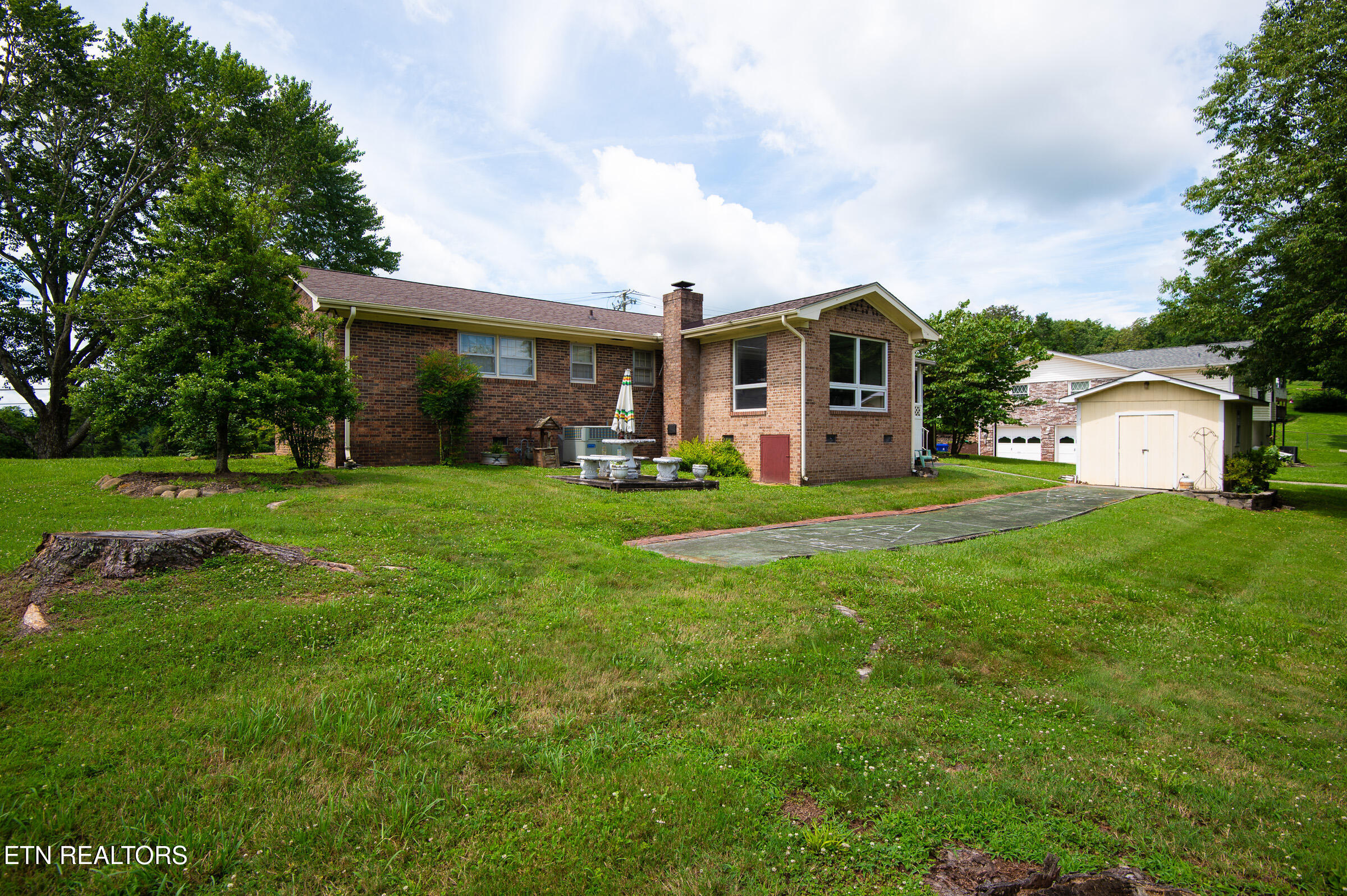 101 Westwood Drive Clinton TN 37716