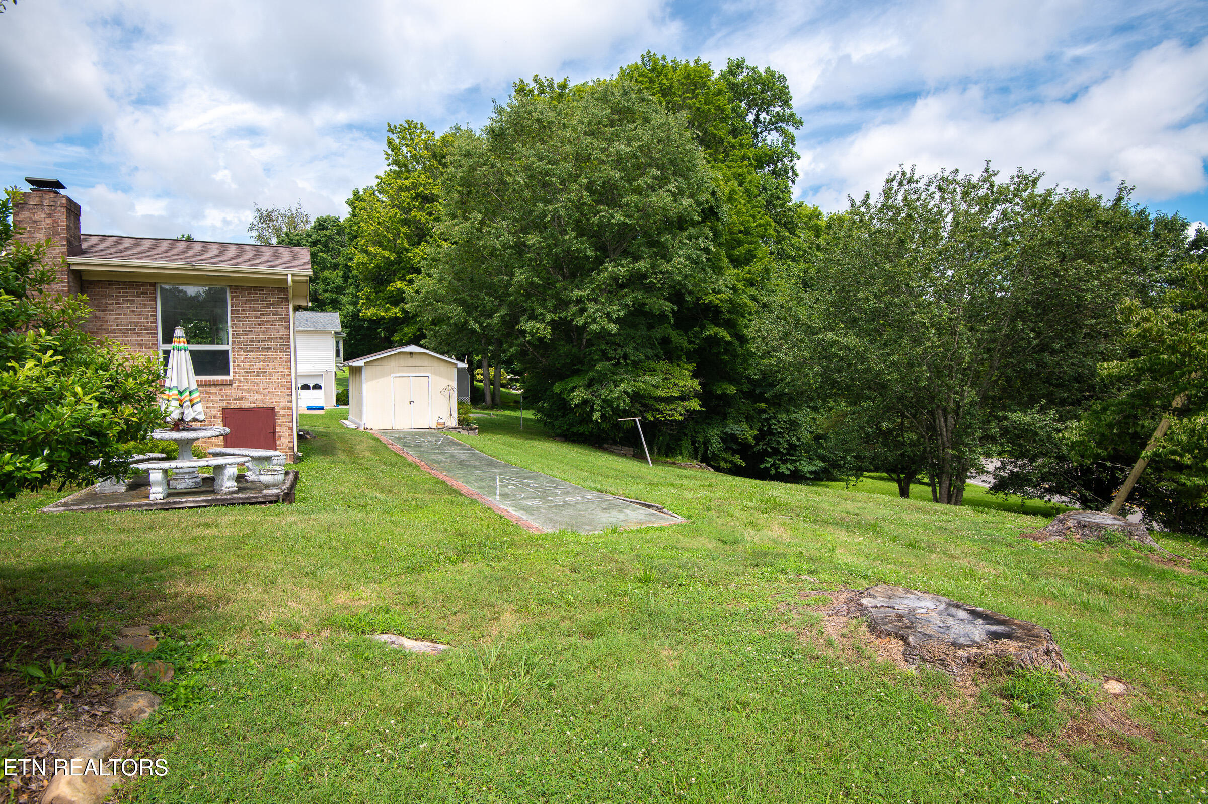 101 Westwood Drive Clinton TN 37716