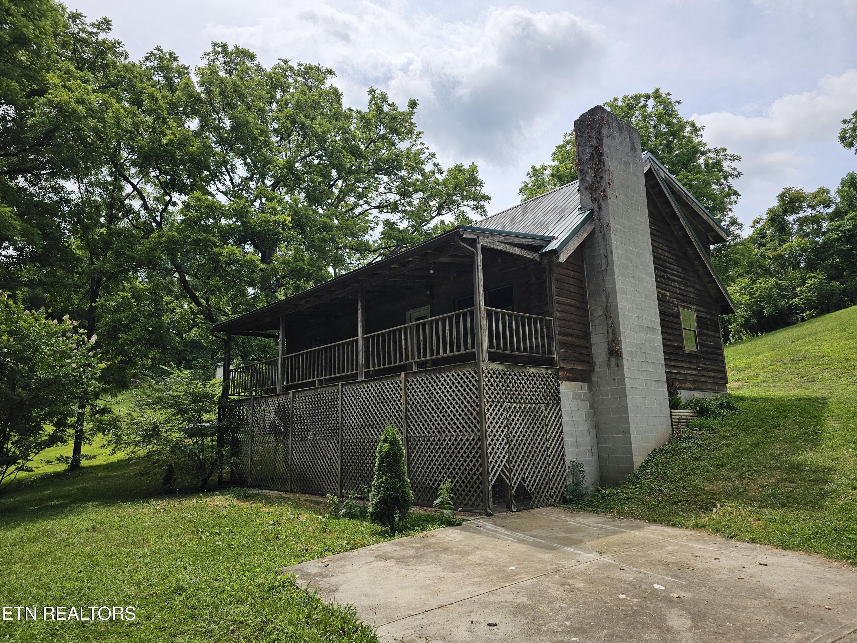 264 Old Long Hollow Road Lafollette TN 37766