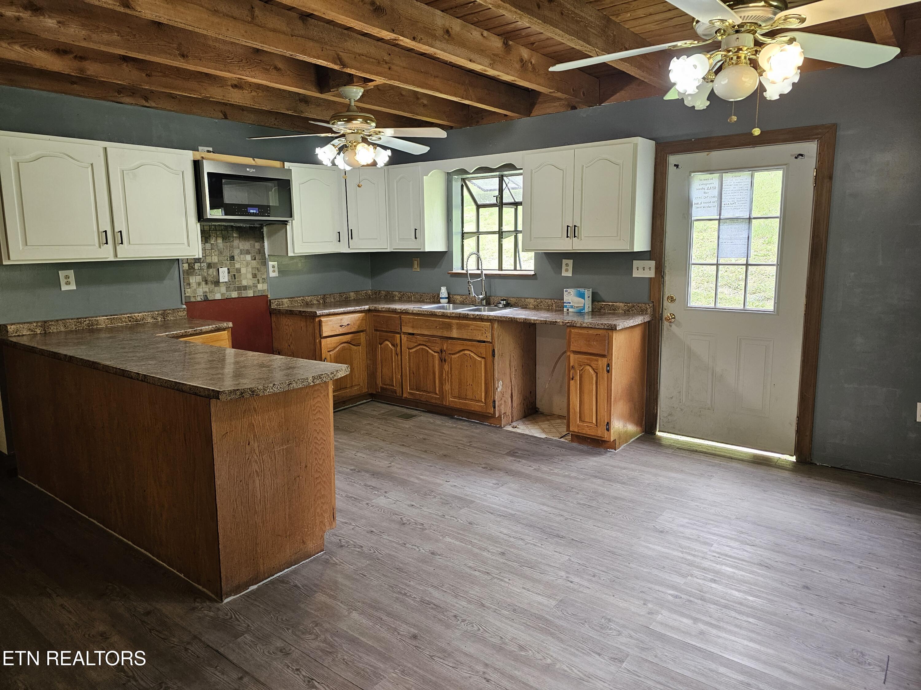 264 Old Long Hollow Road Lafollette TN 37766