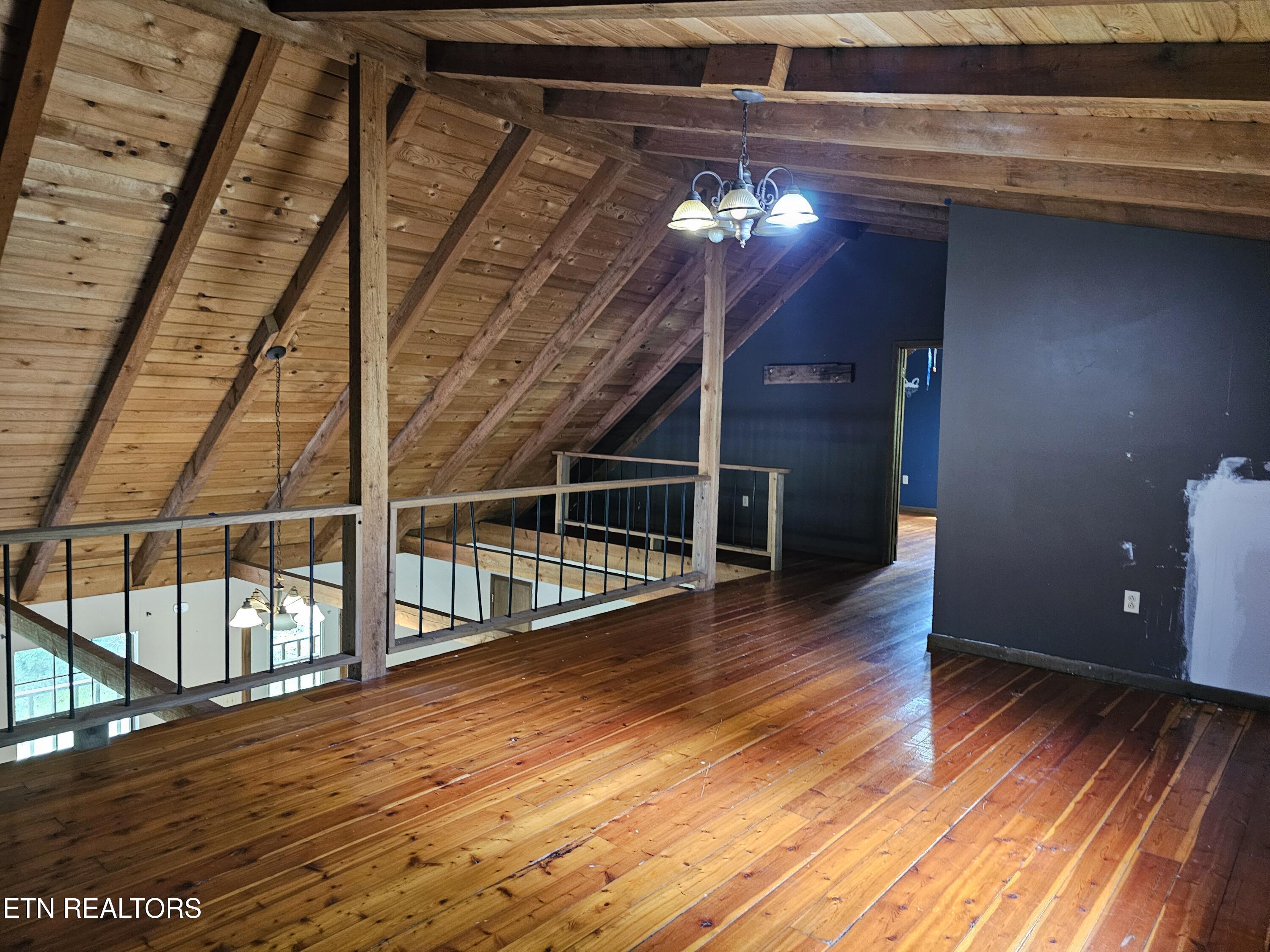 264 Old Long Hollow Road Lafollette TN 37766