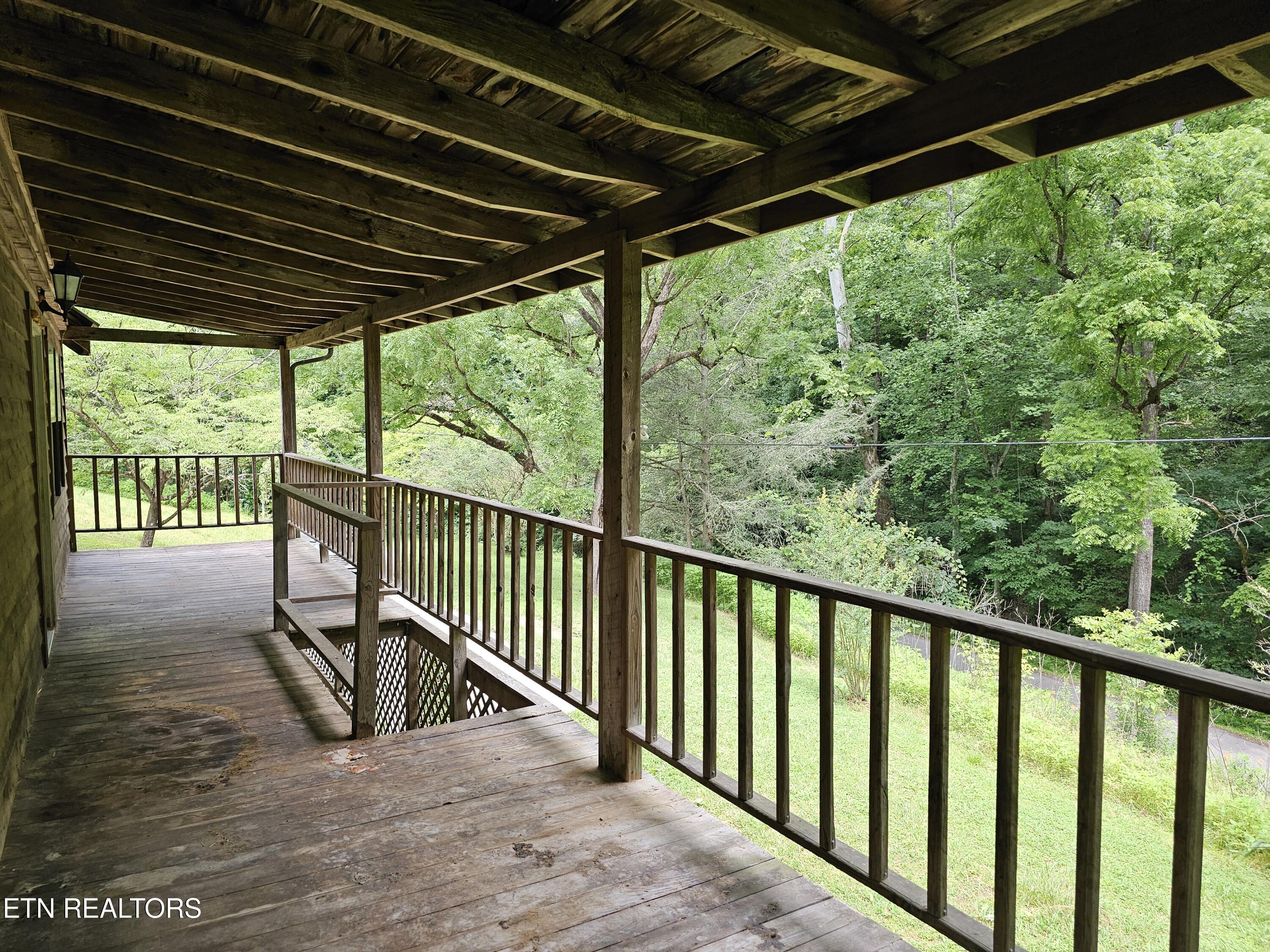 264 Old Long Hollow Road Lafollette TN 37766