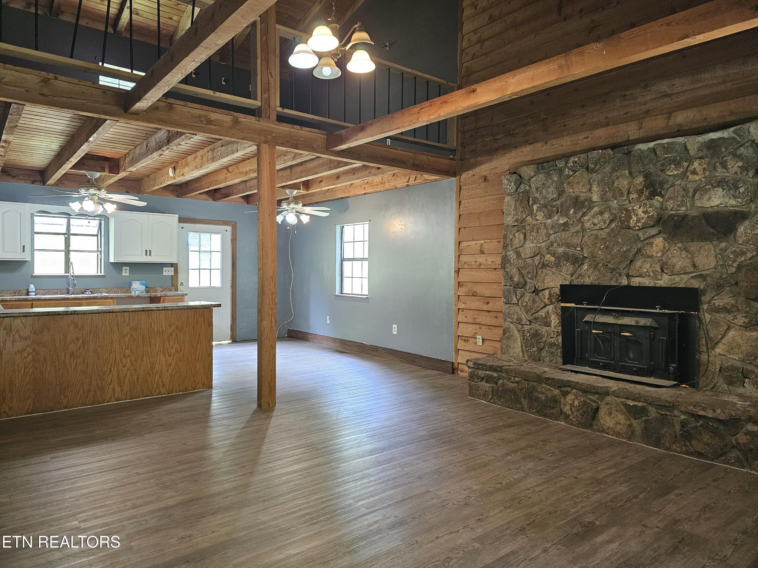 264 Old Long Hollow Road Lafollette TN 37766